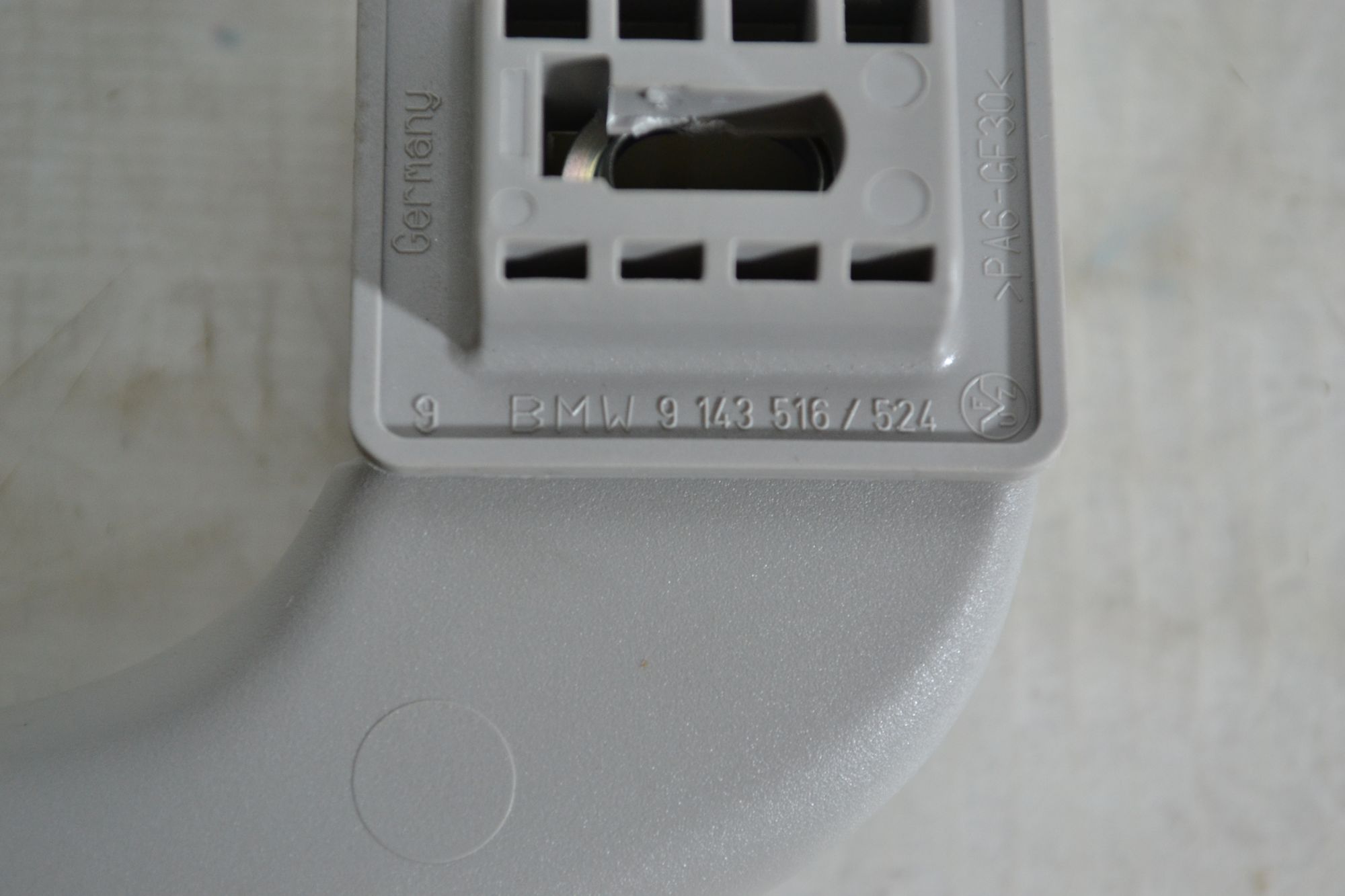 https://ycs.partsauto.market/partsauto-images/thmbs/userImages/b7628e092085f1f91467af1afb6e7630/part/6f88e5af-ff1e-41cc-92a0-49bb809b78a0_1780919222011.jpg