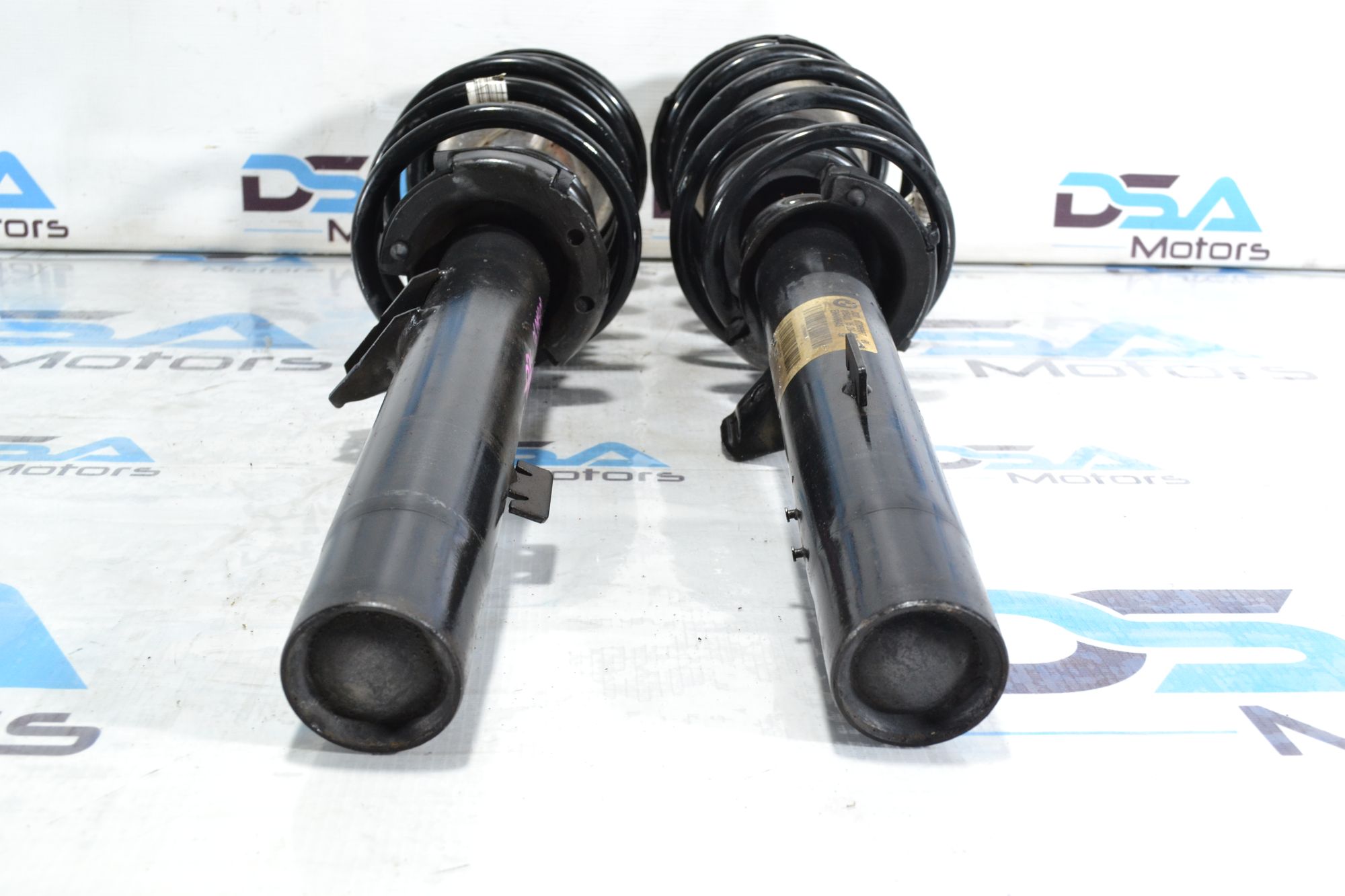 https://ycs.partsauto.market/partsauto-images/thmbs/userImages/b7628e092085f1f91467af1afb6e7630/part/6f9f36cb-94d6-471c-99ff-32fbe2104019_1779099736306.jpg