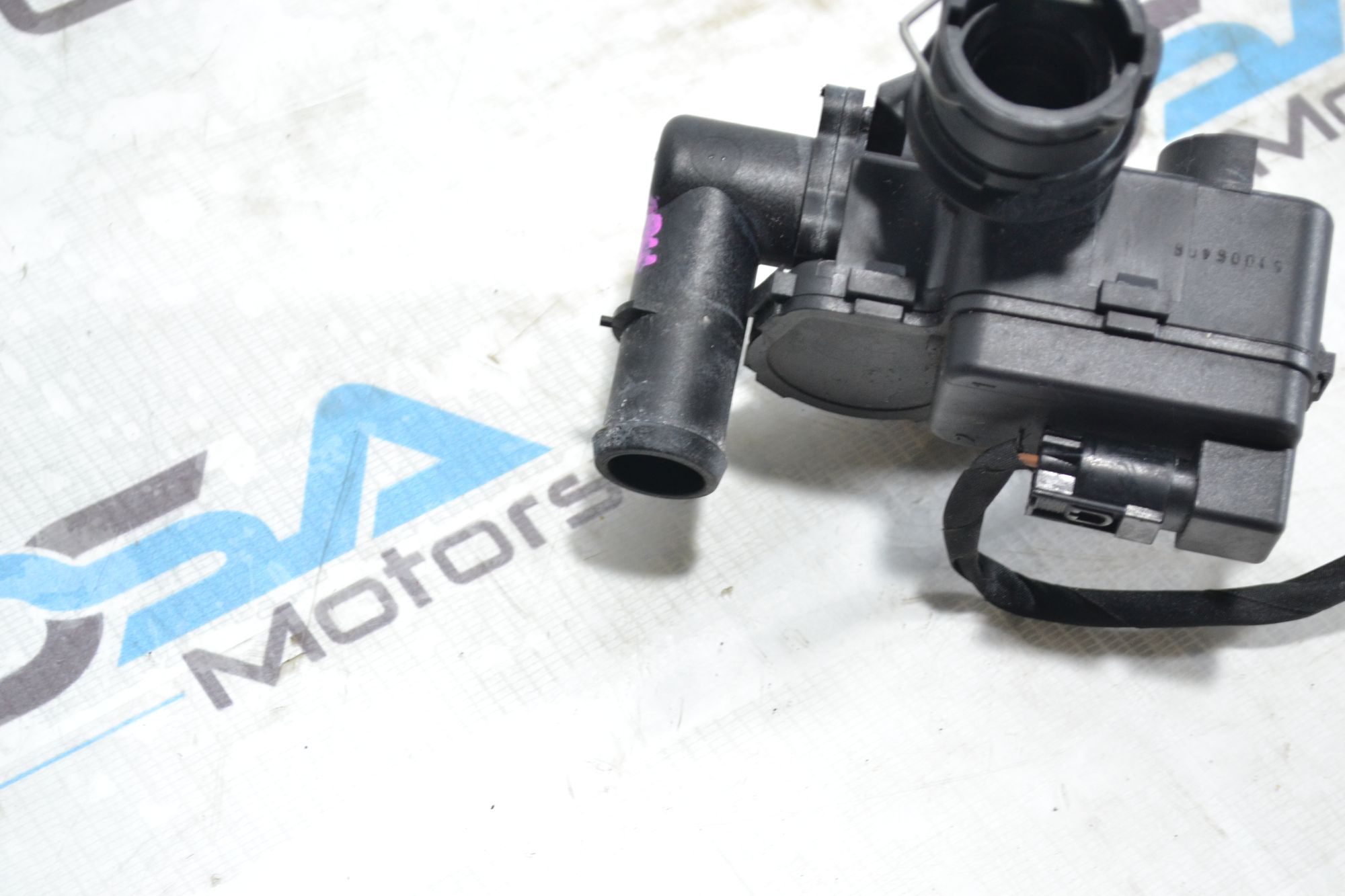 https://ycs.partsauto.market/partsauto-images/thmbs/userImages/b7628e092085f1f91467af1afb6e7630/part/7037fa92-22a0-490e-9c17-b64f6833223e_1780558768962.jpg