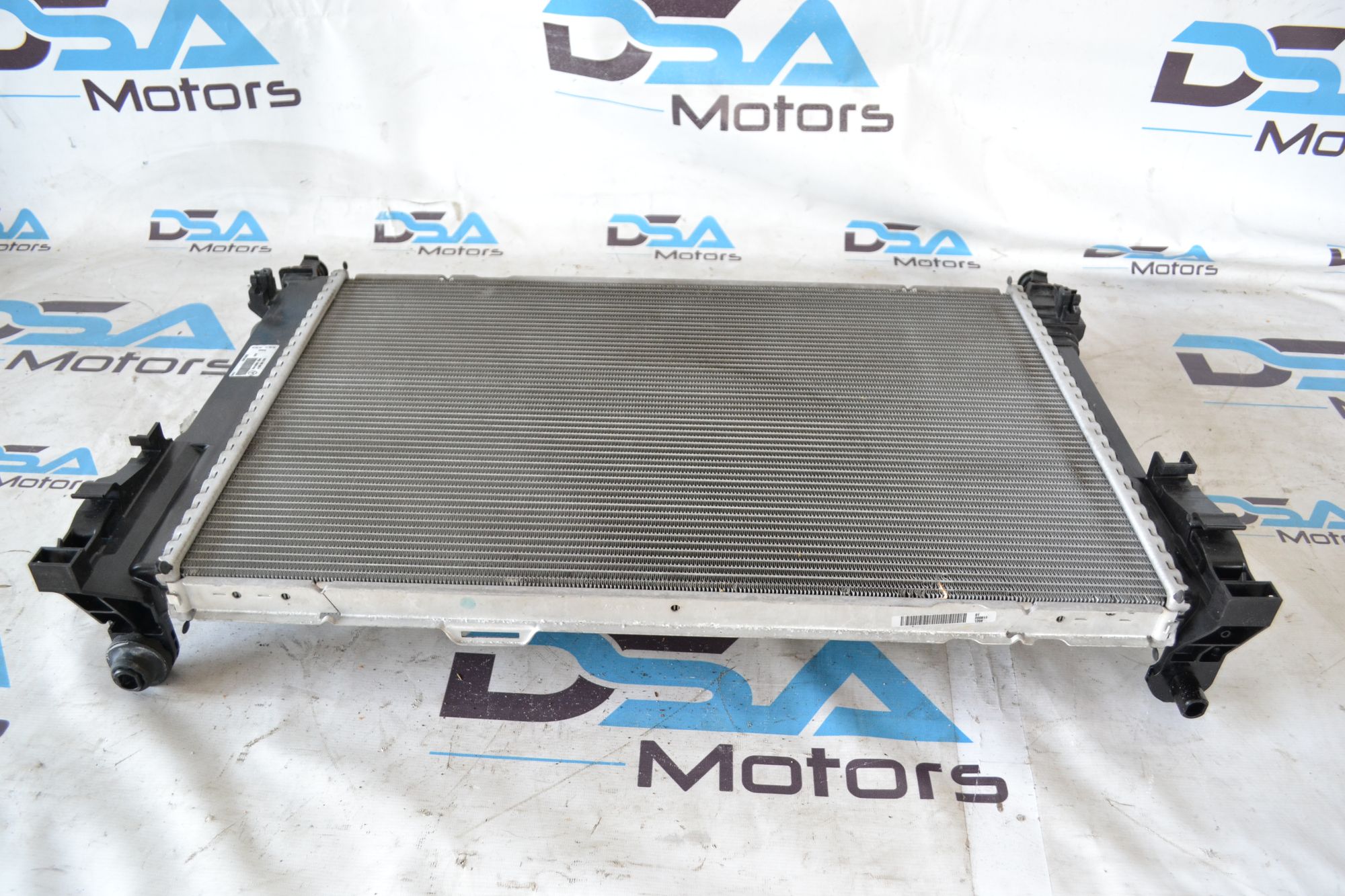 https://ycs.partsauto.market/partsauto-images/thmbs/userImages/b7628e092085f1f91467af1afb6e7630/part/70b3d55e-f400-42f5-af71-80f869175a39_1785221686962.jpg