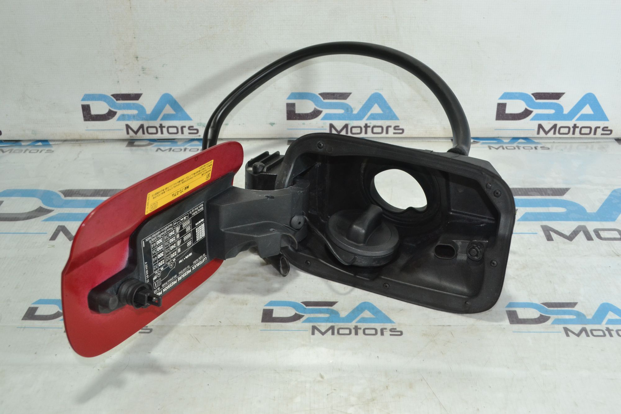 https://ycs.partsauto.market/partsauto-images/thmbs/userImages/b7628e092085f1f91467af1afb6e7630/part/70d8aaca-fbf9-457a-b6d1-0ad3a4c95fd8_1781257700505.jpg