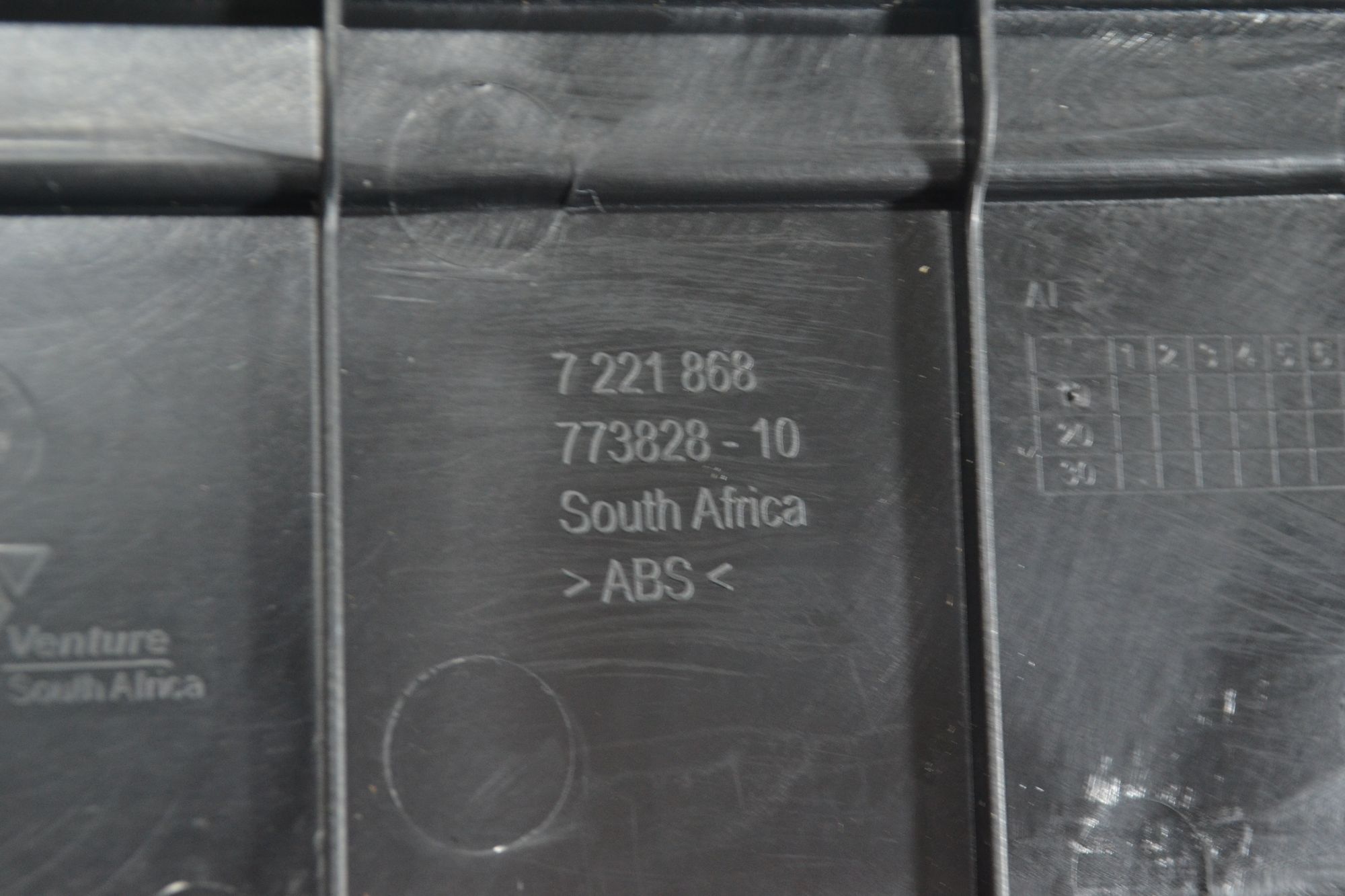 https://ycs.partsauto.market/partsauto-images/thmbs/userImages/b7628e092085f1f91467af1afb6e7630/part/7111ec11-c8fb-4a39-8efd-516e91cde4aa_1781099419292.jpg