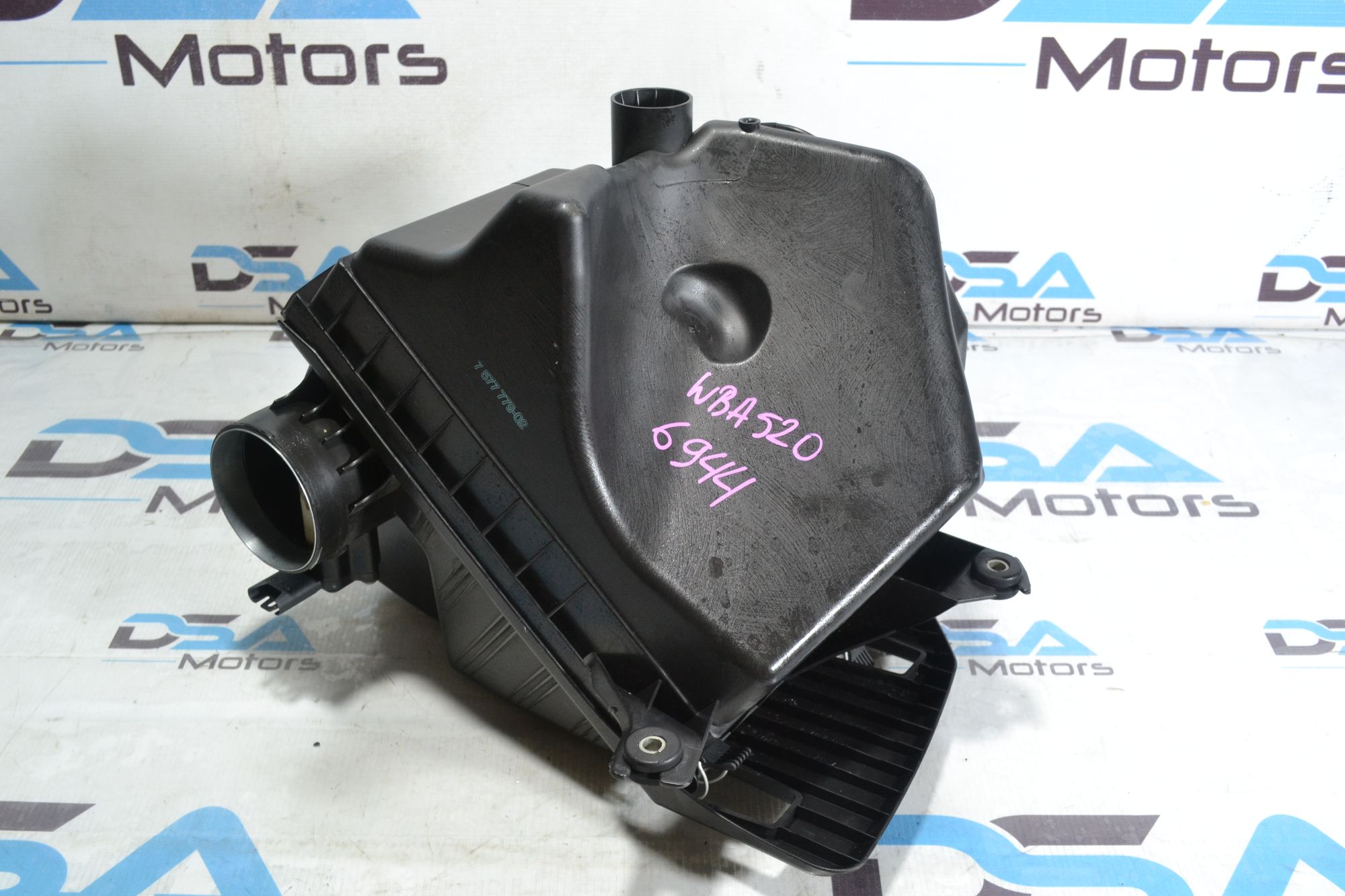 https://ycs.partsauto.market/partsauto-images/thmbs/userImages/b7628e092085f1f91467af1afb6e7630/part/71175774-ef2f-4f50-aac7-bb97cb9523a2_1781079106692.jpg