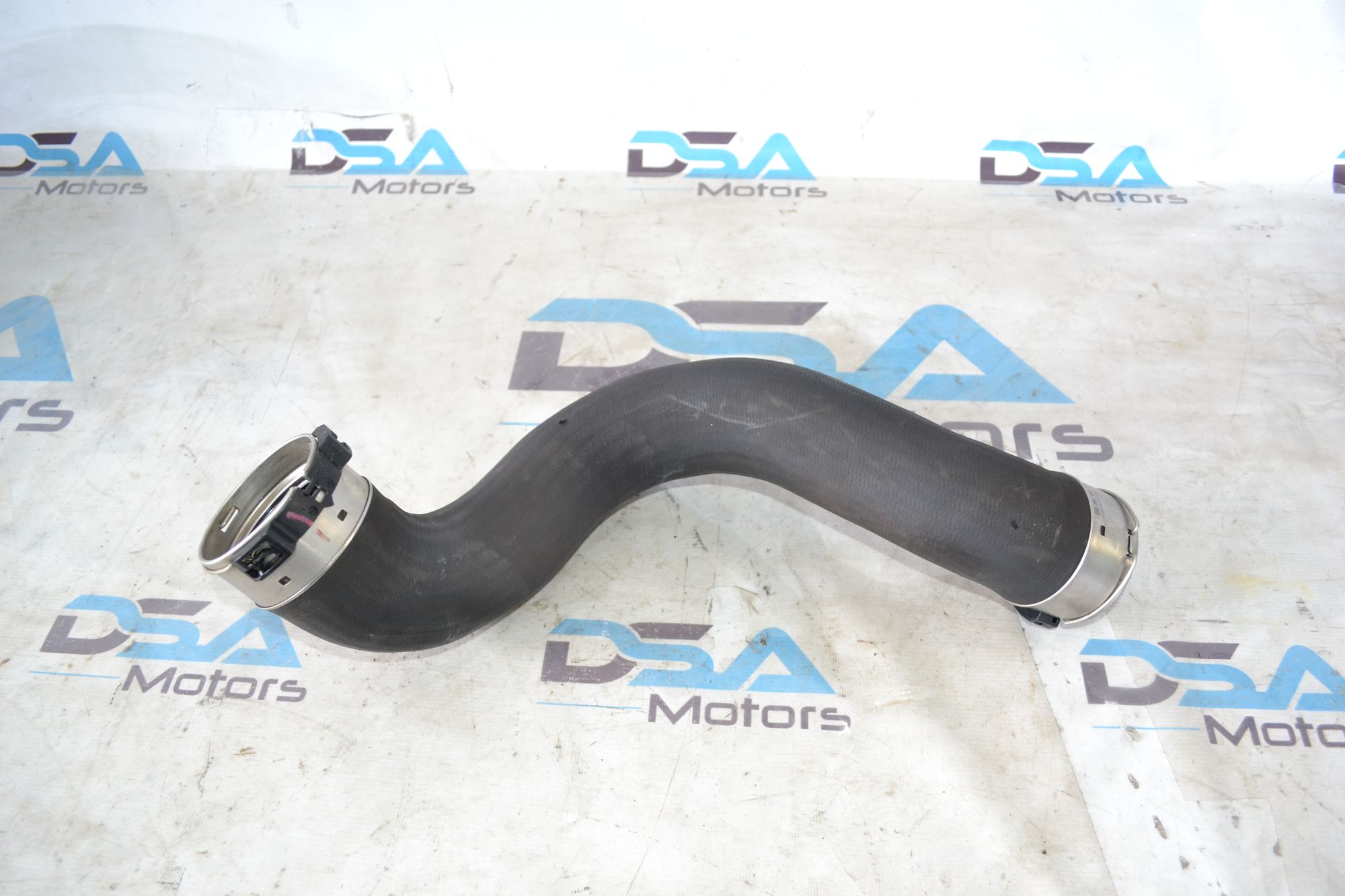 https://ycs.partsauto.market/partsauto-images/thmbs/userImages/b7628e092085f1f91467af1afb6e7630/part/712519cc-ce48-4654-9672-8c416b85939e_1785416939752.jpg
