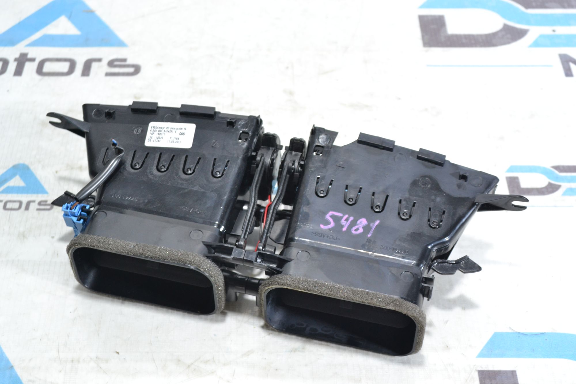 https://ycs.partsauto.market/partsauto-images/thmbs/userImages/b7628e092085f1f91467af1afb6e7630/part/71335e18-4437-4ee4-a08e-68596b13acb9_1780575936649.jpg