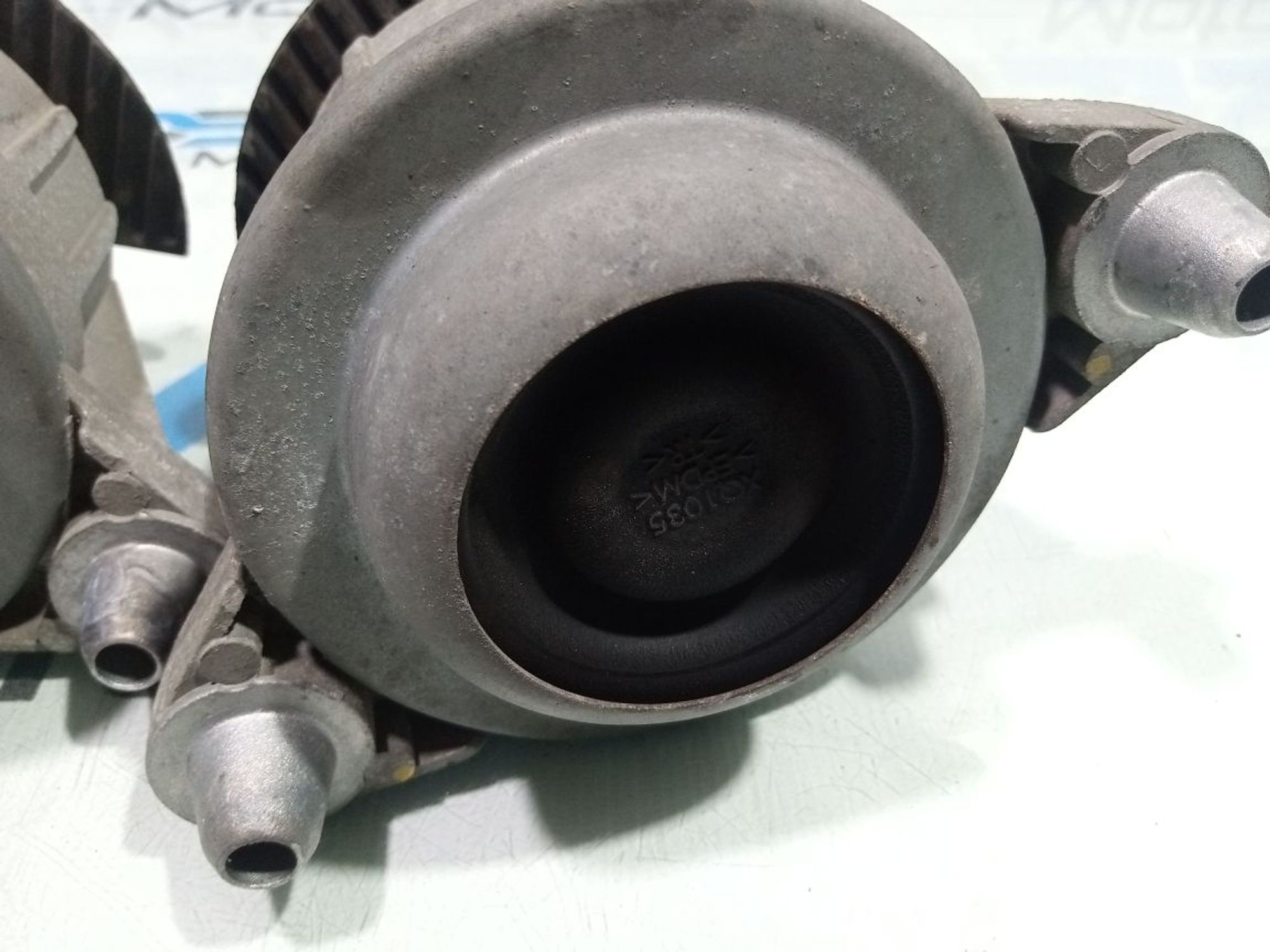 https://ycs.partsauto.market/partsauto-images/thmbs/userImages/b7628e092085f1f91467af1afb6e7630/part/7165982b-a17c-4bfc-8414-2997b096da37_1748850064967.jpg