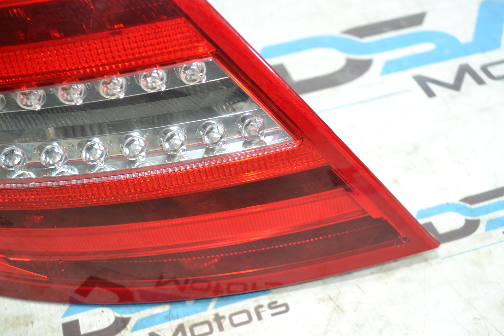 https://ycs.partsauto.market/partsauto-images/thmbs/userImages/b7628e092085f1f91467af1afb6e7630/part/71d8497c-9f9c-4343-8524-f96f56f9cf4a_1784024359474.jpg