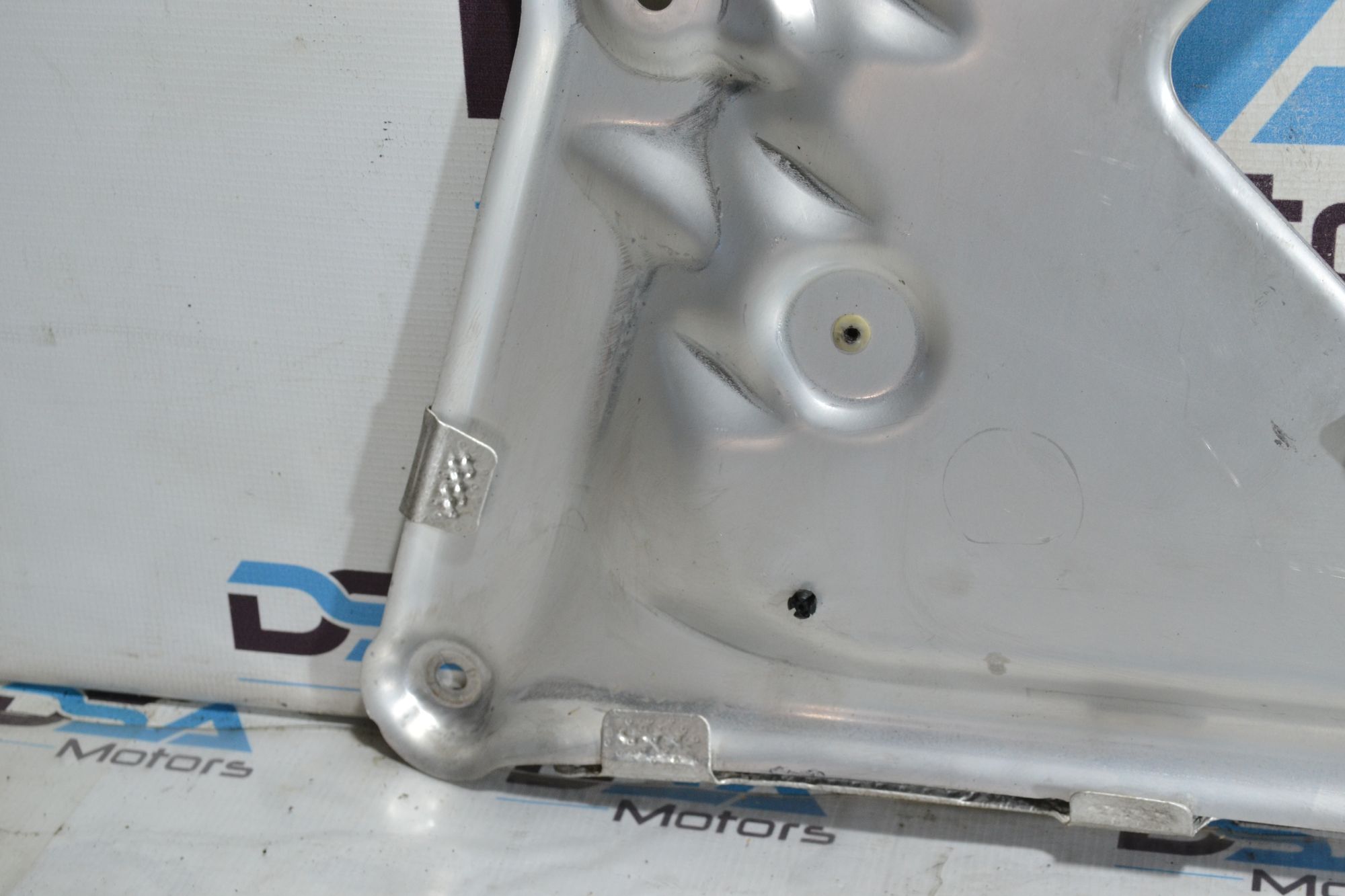 https://ycs.partsauto.market/partsauto-images/thmbs/userImages/b7628e092085f1f91467af1afb6e7630/part/720bae75-f77b-4cd9-b034-07b396933c67_1782982266049.jpg
