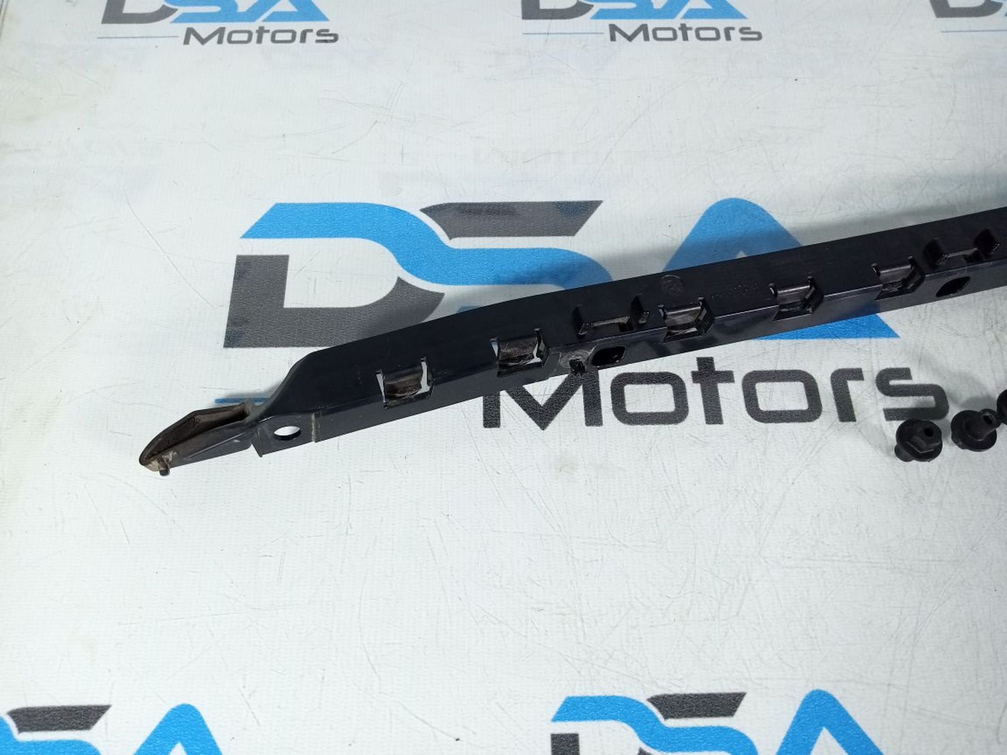 https://ycs.partsauto.market/partsauto-images/thmbs/userImages/b7628e092085f1f91467af1afb6e7630/part/72b08abb-52ef-447f-8290-d431eb508b9d_1747212400060.jpg