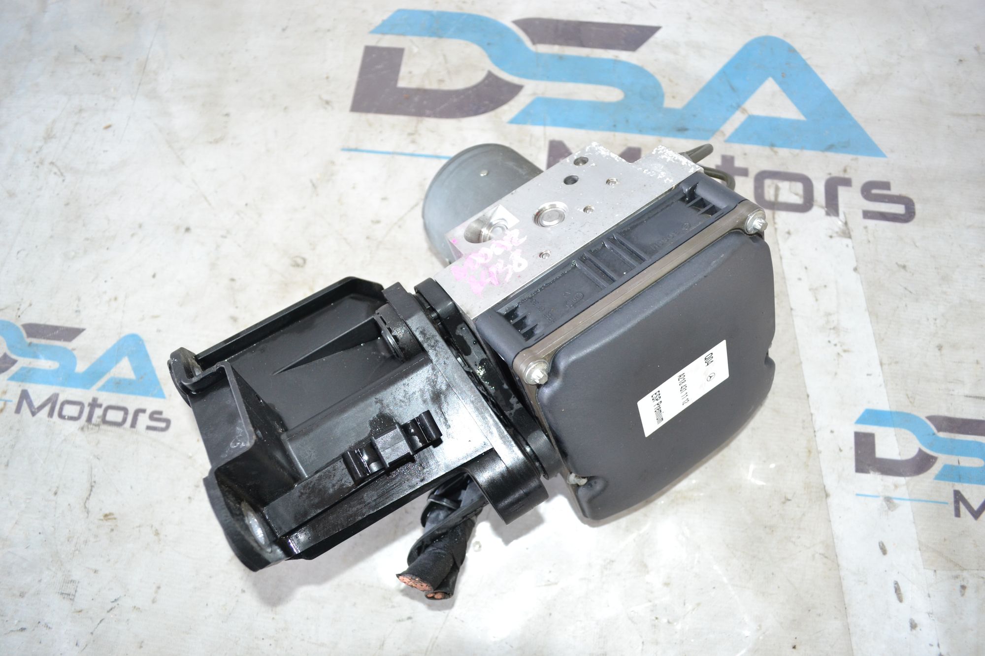 https://ycs.partsauto.market/partsauto-images/thmbs/userImages/b7628e092085f1f91467af1afb6e7630/part/7306fb7f-ca12-4ac8-8af8-8ad380ab70c9_1785420226014.jpg