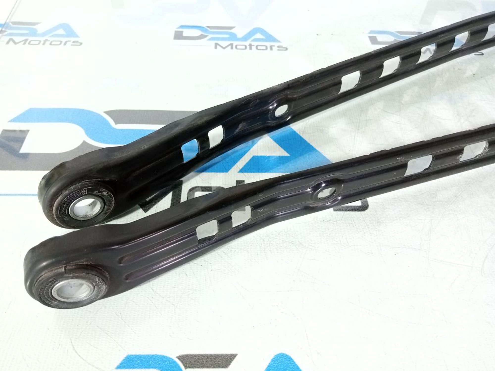 https://ycs.partsauto.market/partsauto-images/thmbs/userImages/b7628e092085f1f91467af1afb6e7630/part/732f1d38-6953-44d7-bacf-3d6f678909c8_1747213061740.jpg