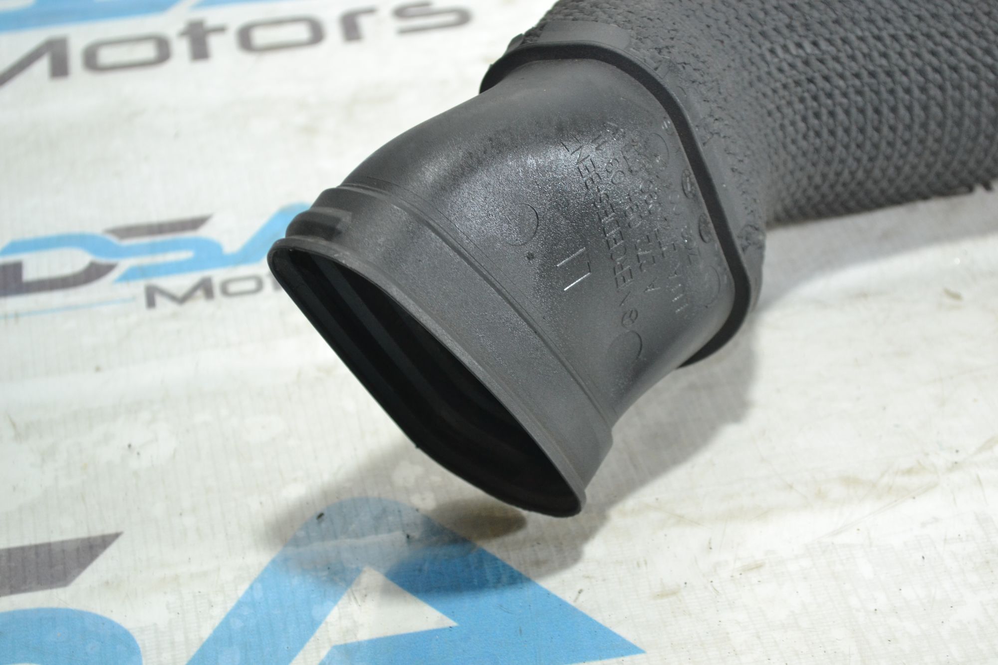 https://ycs.partsauto.market/partsauto-images/thmbs/userImages/b7628e092085f1f91467af1afb6e7630/part/7331d879-cffe-4590-9e90-1f288dd44397_1780473461135.jpg