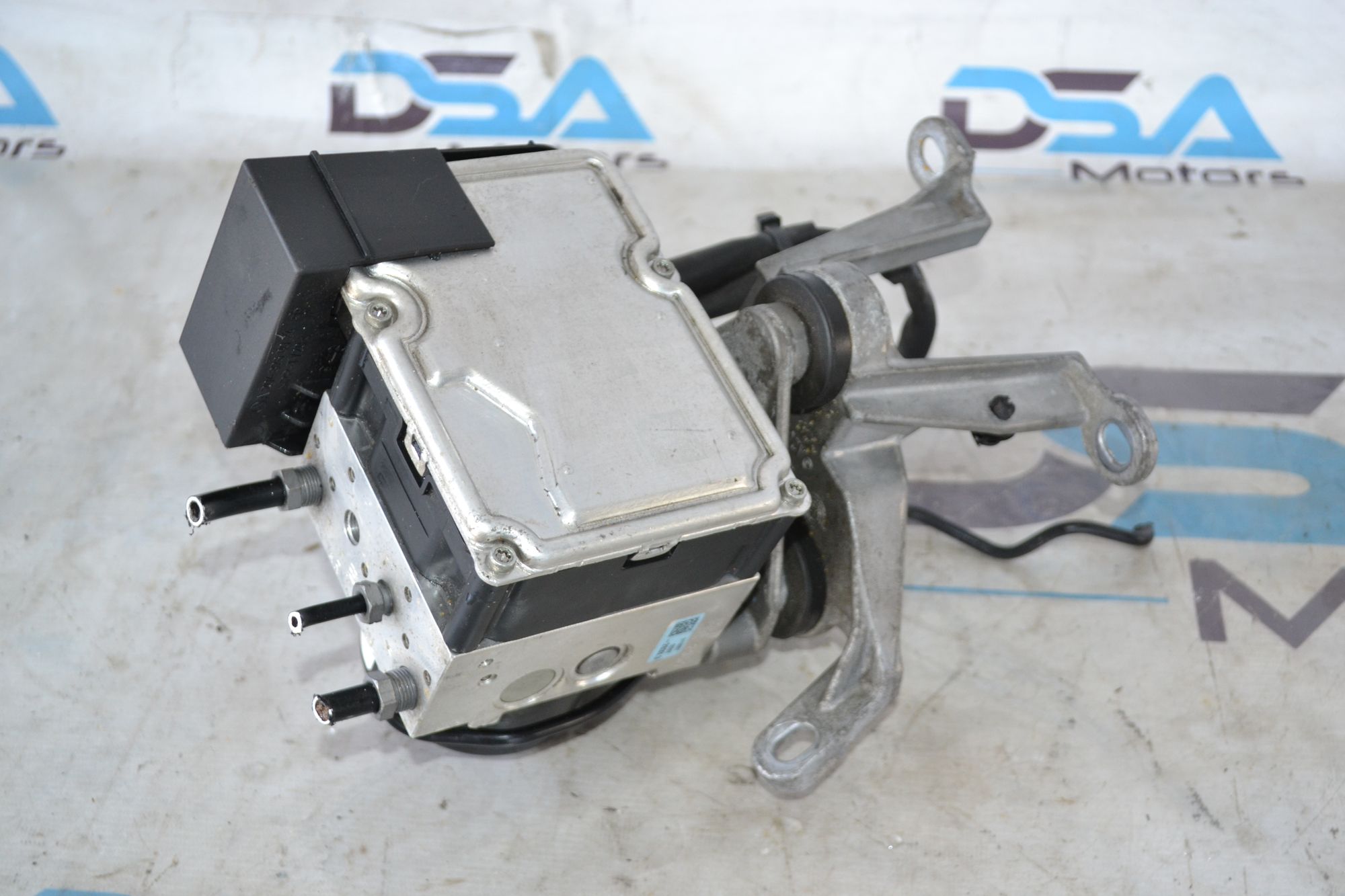 https://ycs.partsauto.market/partsauto-images/thmbs/userImages/b7628e092085f1f91467af1afb6e7630/part/734b8ee3-e228-4830-bd4c-e340fb3ff517_1785419865280.jpg