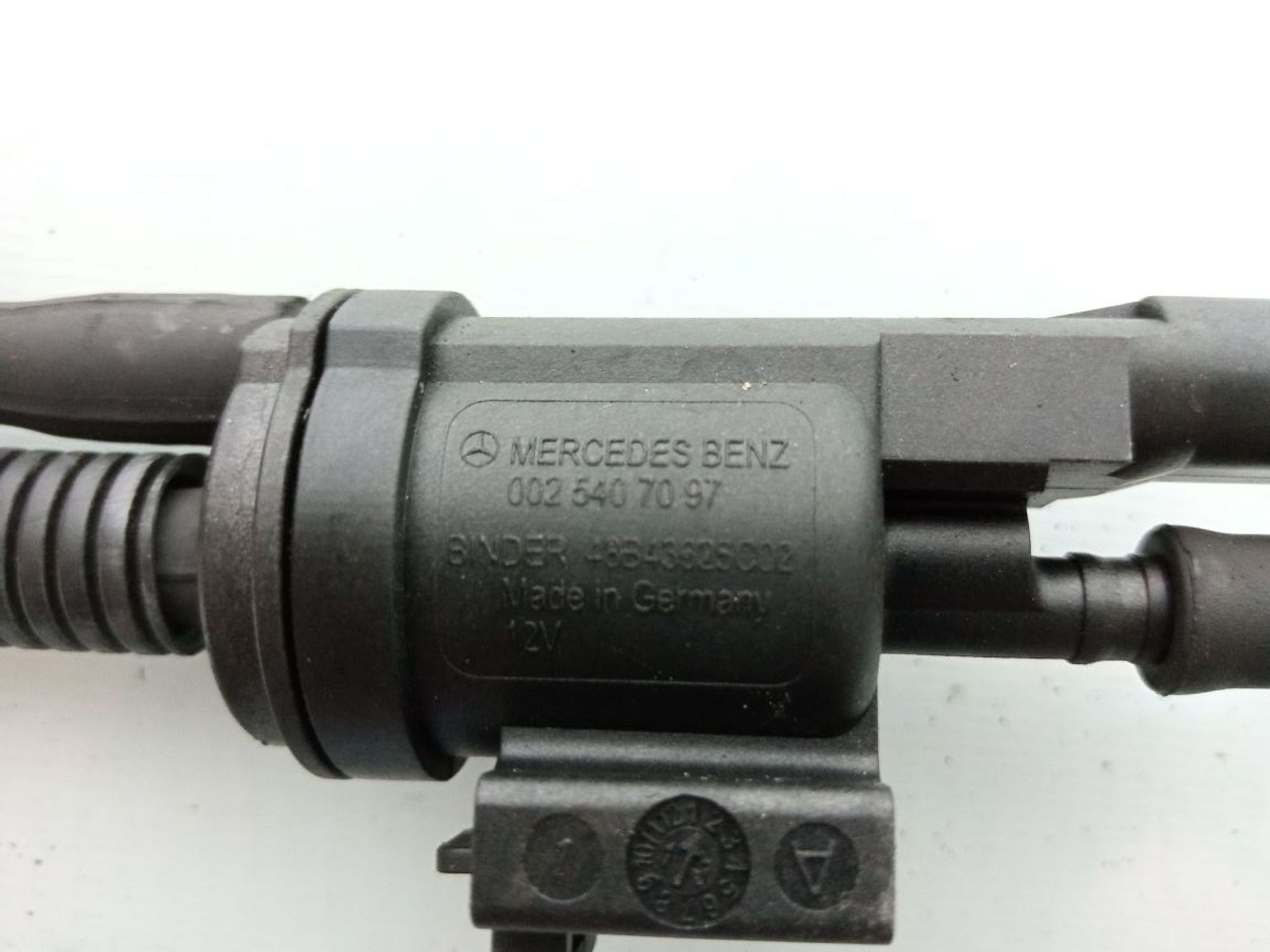 https://ycs.partsauto.market/partsauto-images/thmbs/userImages/b7628e092085f1f91467af1afb6e7630/part/7351004b-0617-4fe4-8267-687e389116d8_1720793317846.jpg