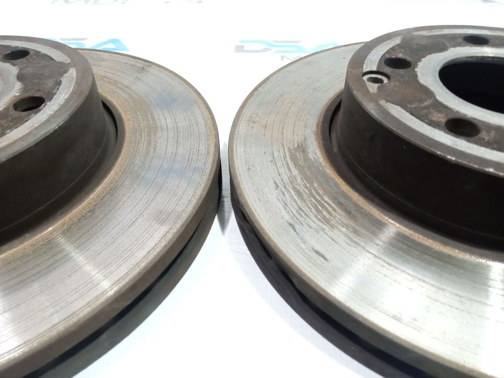 https://ycs.partsauto.market/partsauto-images/thmbs/userImages/b7628e092085f1f91467af1afb6e7630/part/745fe304-1eb5-4d4b-be74-dc7c9c194e1e_1749806251718.jpg