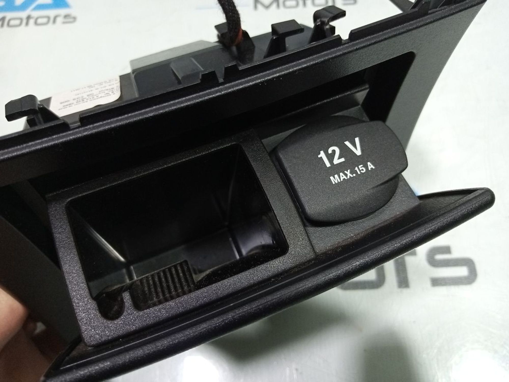 https://ycs.partsauto.market/partsauto-images/thmbs/userImages/b7628e092085f1f91467af1afb6e7630/part/7486c036-caa7-4bc7-8f6e-c0e80b395605_1748161666308.jpg