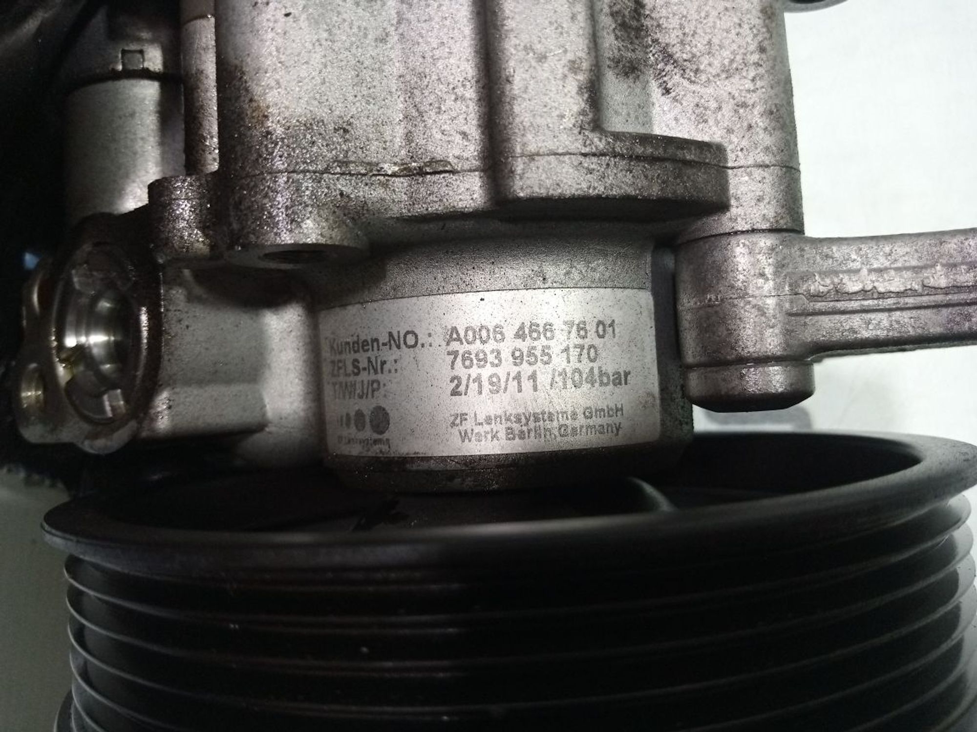 https://ycs.partsauto.market/partsauto-images/thmbs/userImages/b7628e092085f1f91467af1afb6e7630/part/7527d3c4-53fc-4d95-a474-666a4843f05c_1748621224730.jpg