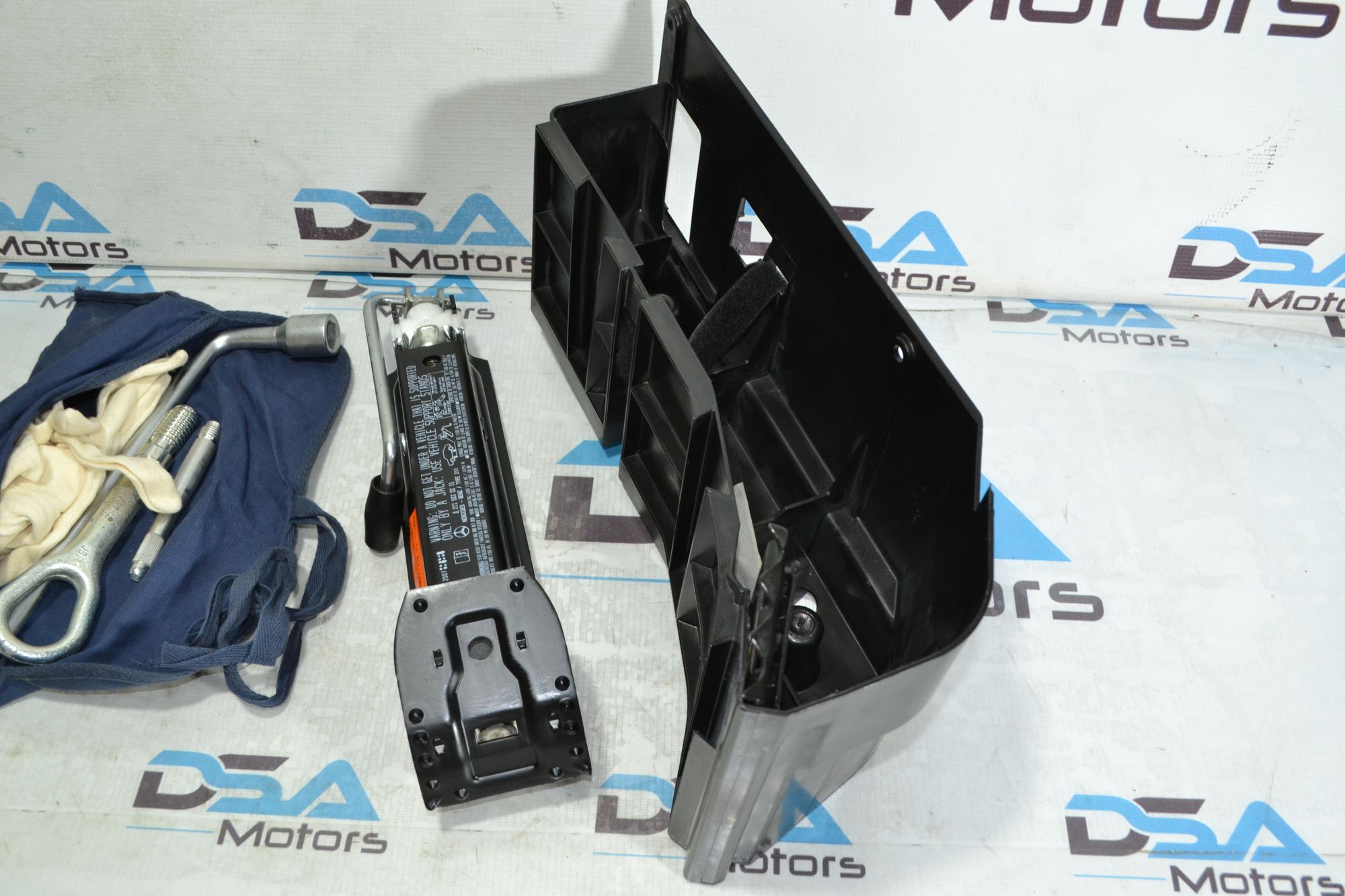 https://ycs.partsauto.market/partsauto-images/thmbs/userImages/b7628e092085f1f91467af1afb6e7630/part/752db56f-91ab-4f32-9810-7af65a55b693_1780648023648.jpg