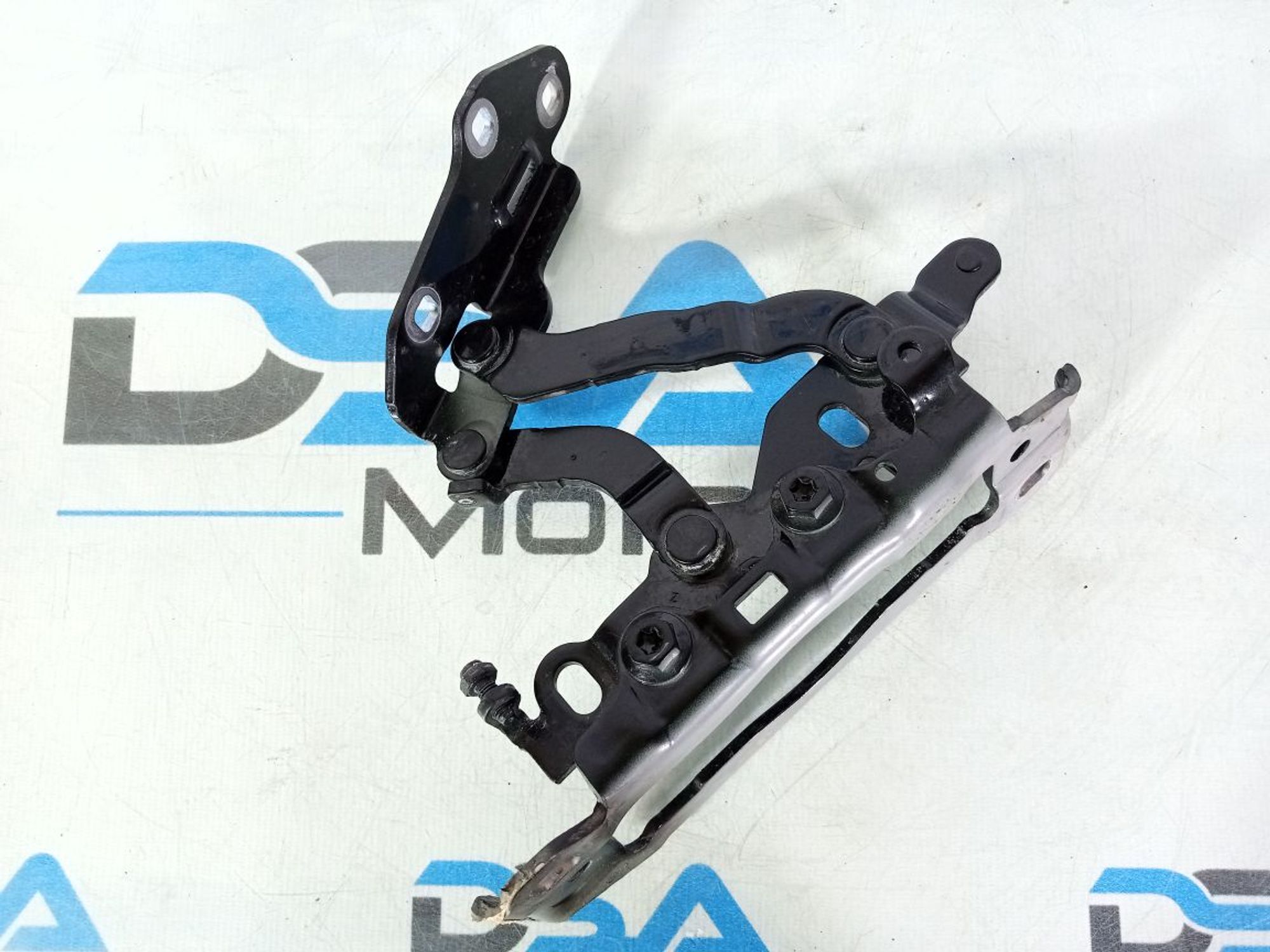 https://ycs.partsauto.market/partsauto-images/thmbs/userImages/b7628e092085f1f91467af1afb6e7630/part/75437468-7e57-4456-a44c-99c480a49b44_1744349848115.jpg