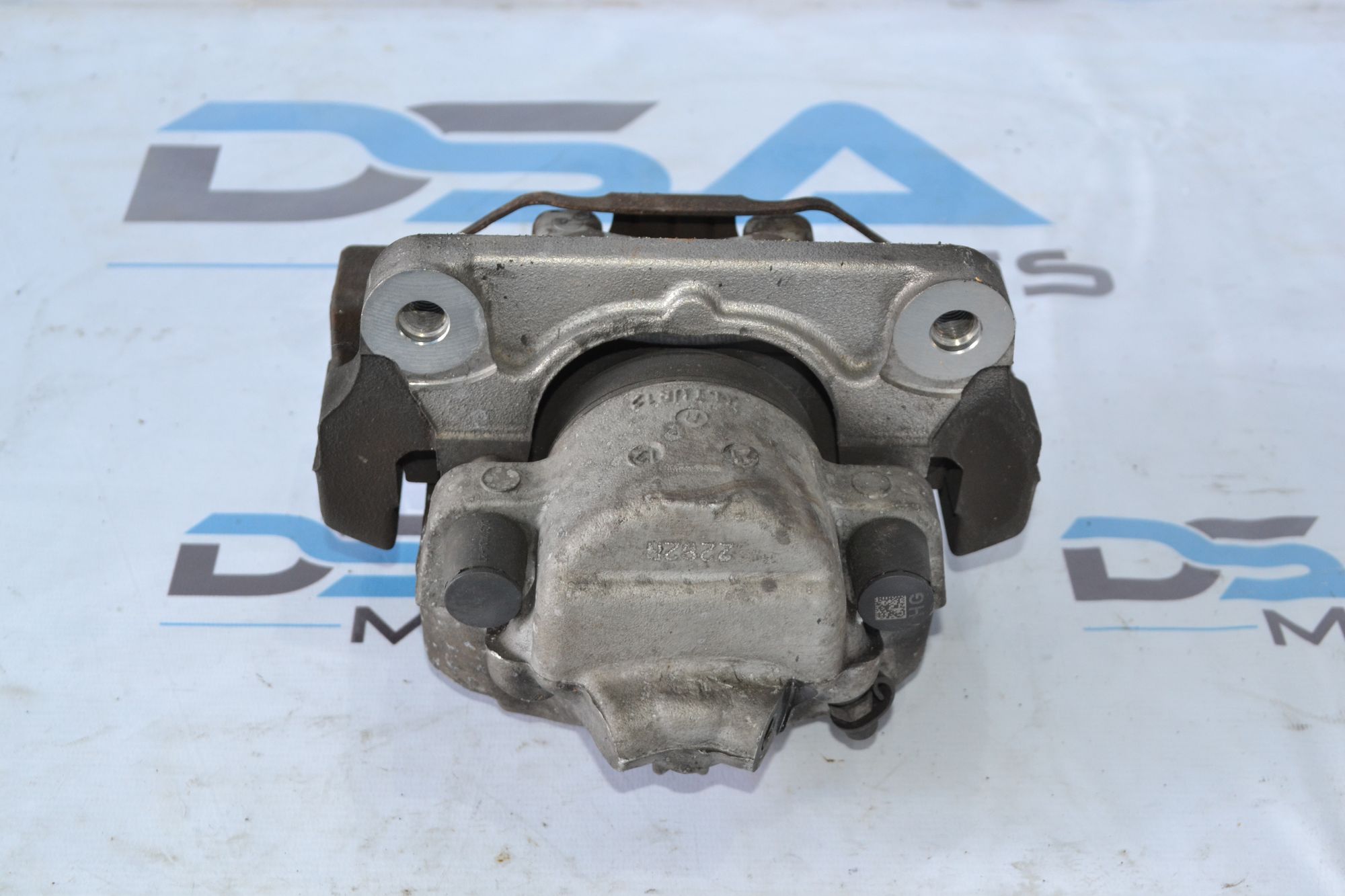 https://ycs.partsauto.market/partsauto-images/thmbs/userImages/b7628e092085f1f91467af1afb6e7630/part/7589b07e-4177-487f-b862-dd6c15b388fb_1781525045641.jpg