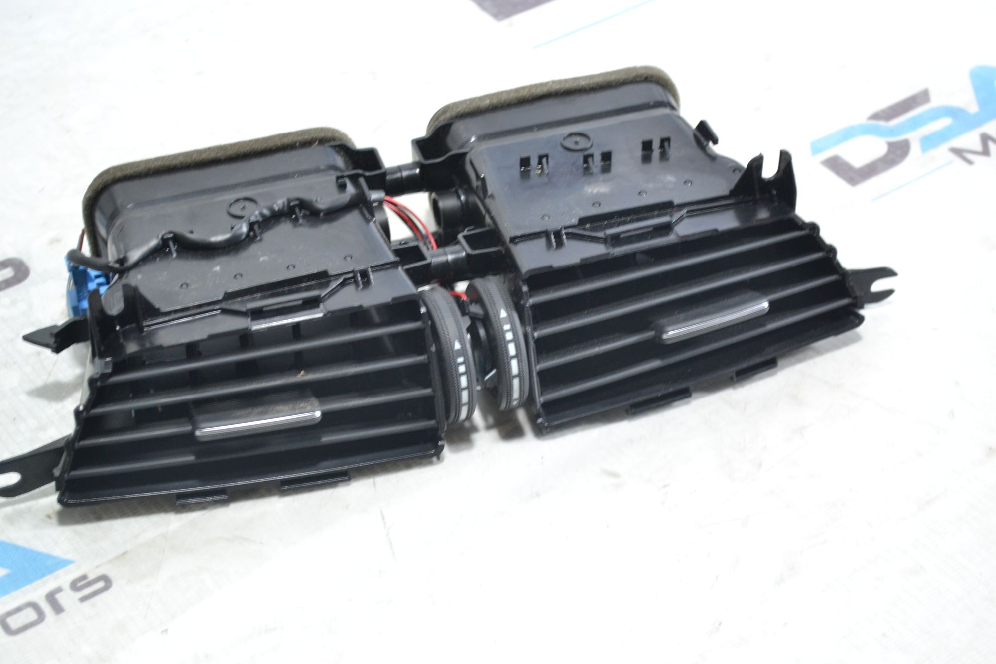 https://ycs.partsauto.market/partsauto-images/thmbs/userImages/b7628e092085f1f91467af1afb6e7630/part/7597208c-86af-4395-86a8-f0b53dea62c7_1780477506430.jpg