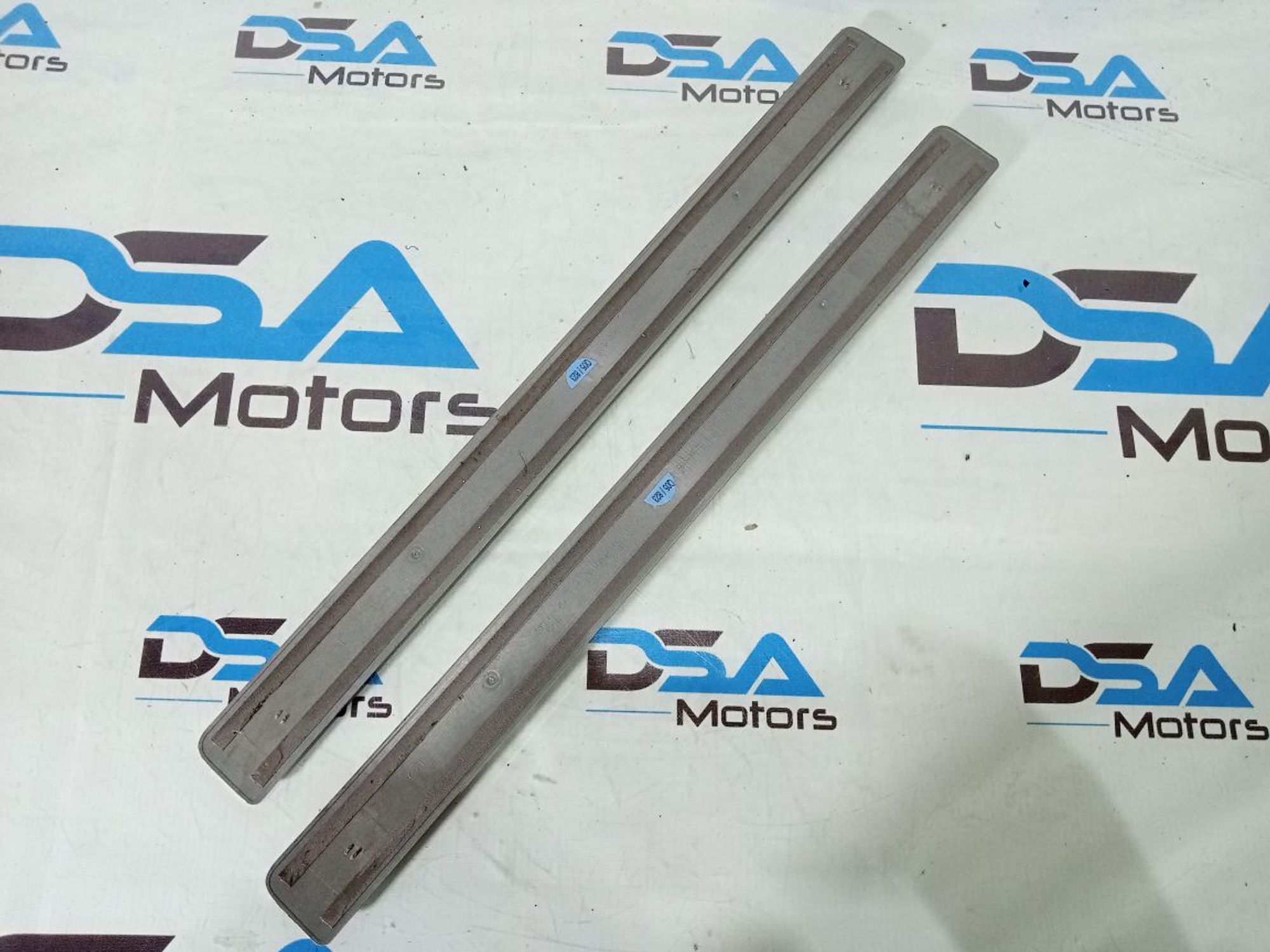 https://ycs.partsauto.market/partsauto-images/thmbs/userImages/b7628e092085f1f91467af1afb6e7630/part/75af0751-46a3-4237-8ef9-5d4350c176c2_1730908469634.jpg