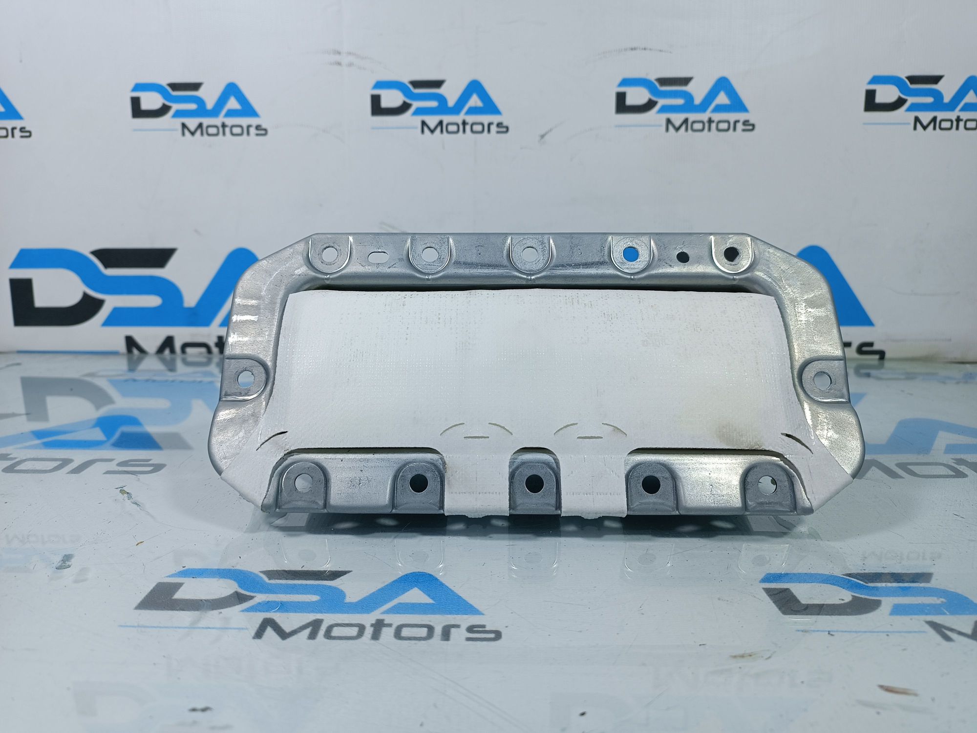 https://ycs.partsauto.market/partsauto-images/thmbs/userImages/b7628e092085f1f91467af1afb6e7630/part/75b8a22e-f04f-472c-a0a5-818393aa72d3_1704385169937.jpg