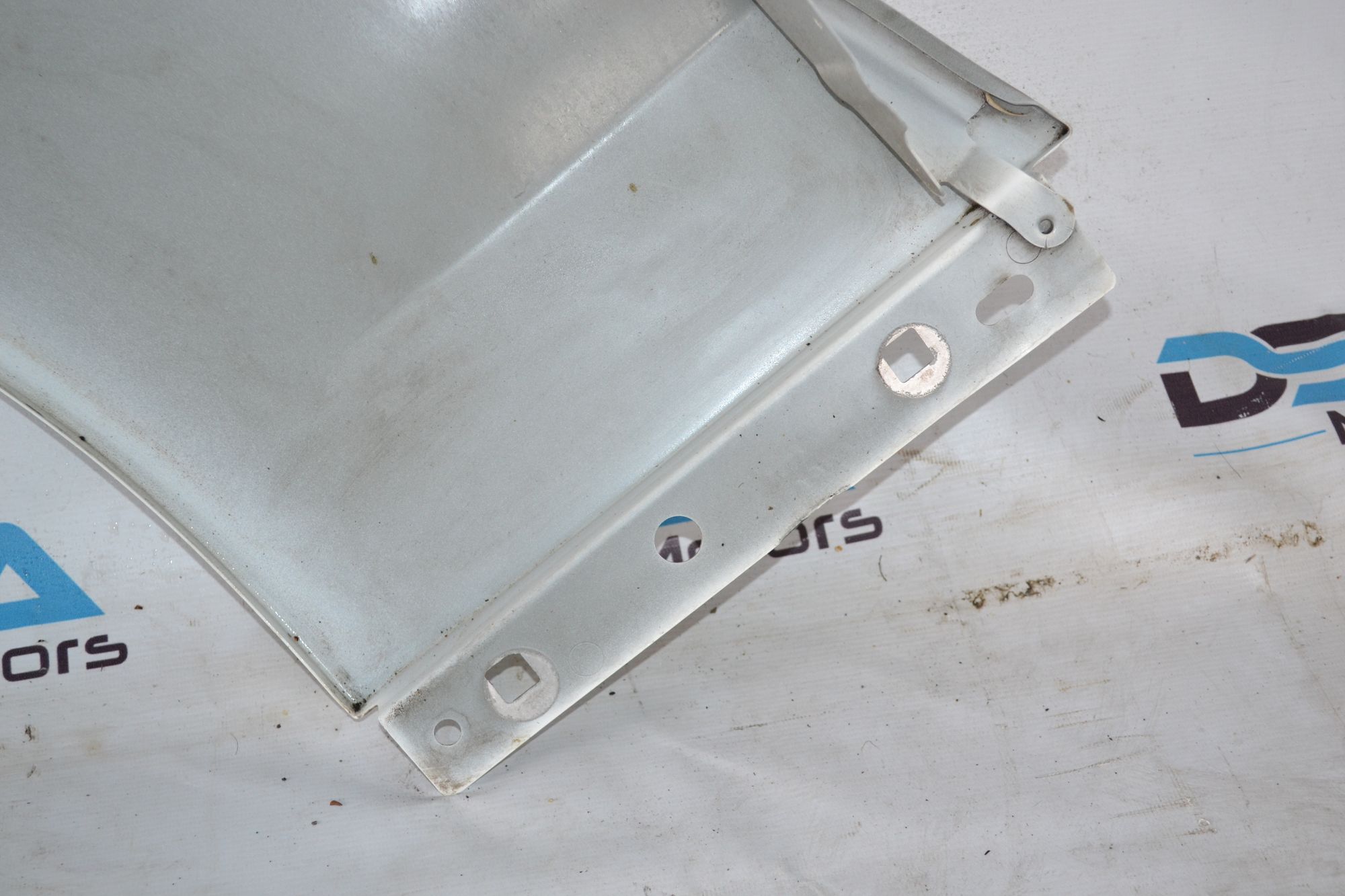 https://ycs.partsauto.market/partsauto-images/thmbs/userImages/b7628e092085f1f91467af1afb6e7630/part/76a8b97d-52c0-40f4-aeba-bbaee7202d56_1784105346485.jpg