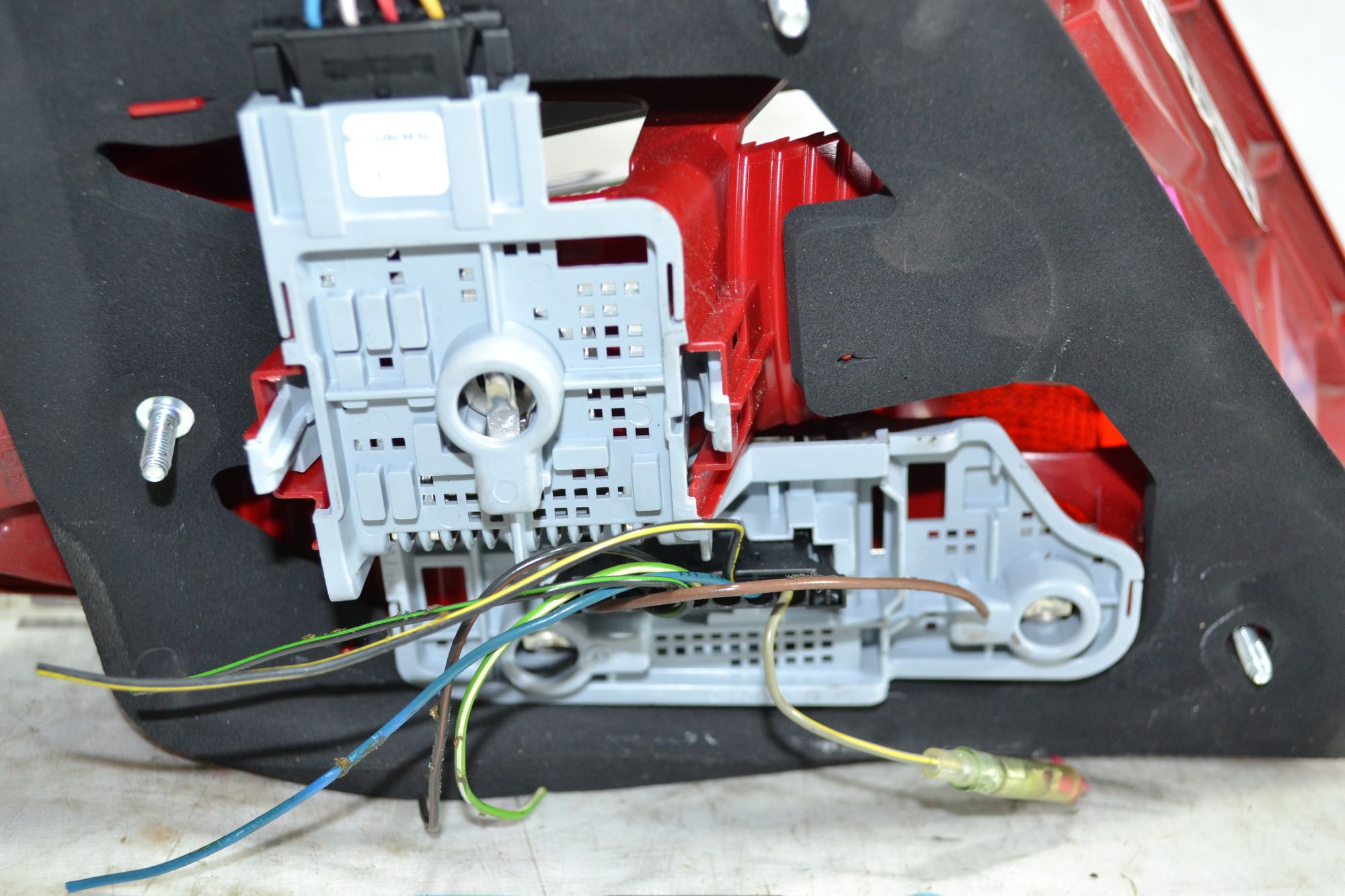 https://ycs.partsauto.market/partsauto-images/thmbs/userImages/b7628e092085f1f91467af1afb6e7630/part/76c57418-487f-45b3-bd61-b6a74c8b7a6c_1783949308524.jpg