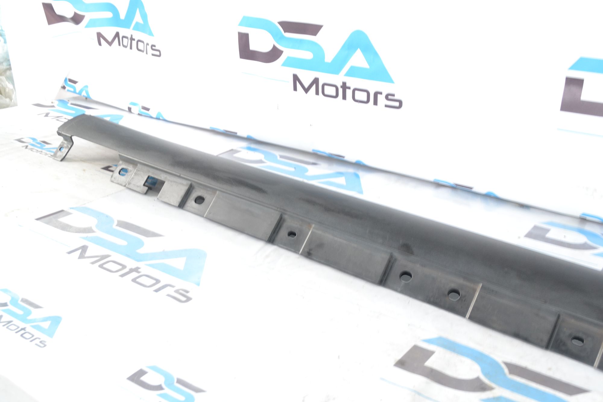 https://ycs.partsauto.market/partsauto-images/thmbs/userImages/b7628e092085f1f91467af1afb6e7630/part/76f428b2-beb2-4f4d-870e-a3303b75256d_1781013091771.jpg