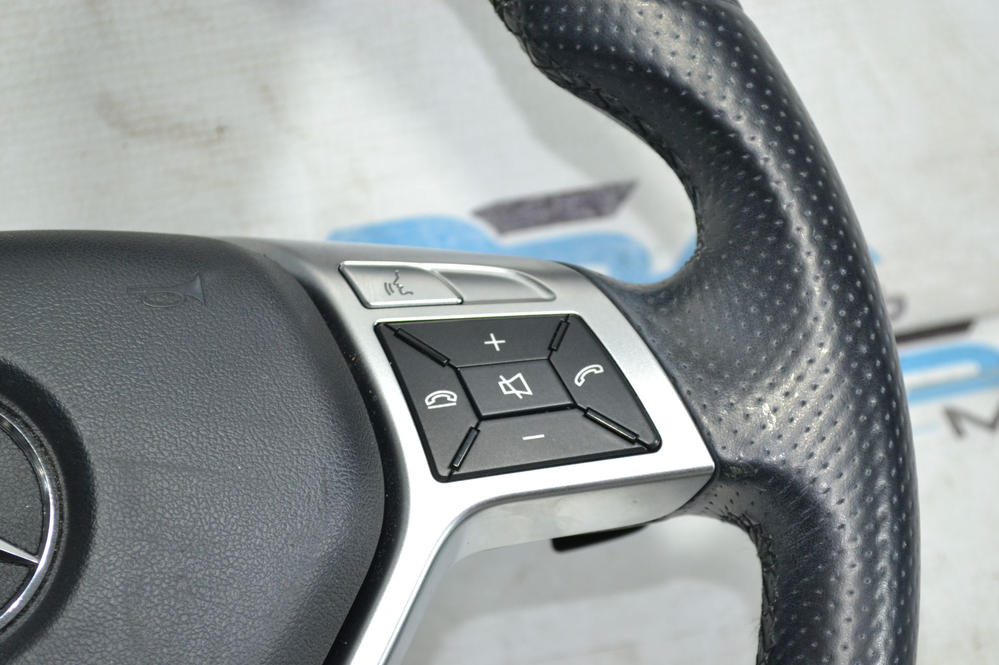 https://ycs.partsauto.market/partsauto-images/thmbs/userImages/b7628e092085f1f91467af1afb6e7630/part/773ab101-5dd6-4a82-8fd9-6d8b14ee4a89_1784097220166.jpg