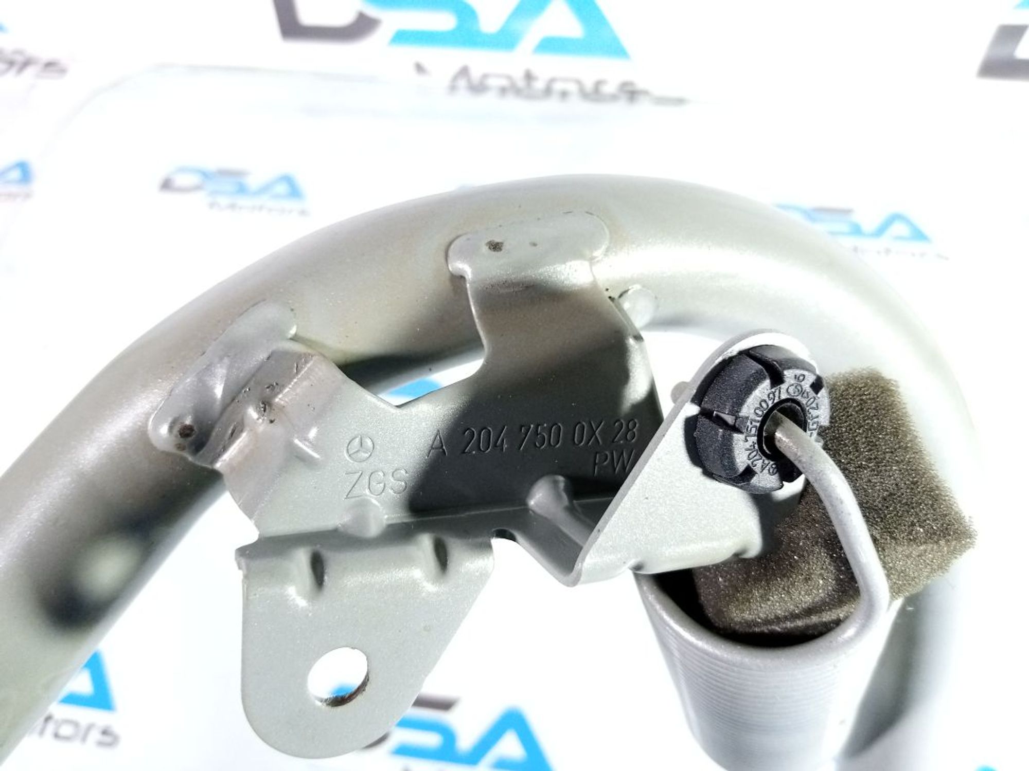 https://ycs.partsauto.market/partsauto-images/thmbs/userImages/b7628e092085f1f91467af1afb6e7630/part/7755f025-4f59-4d3e-8721-85a1c1dbebd7_1736749724172.jpg