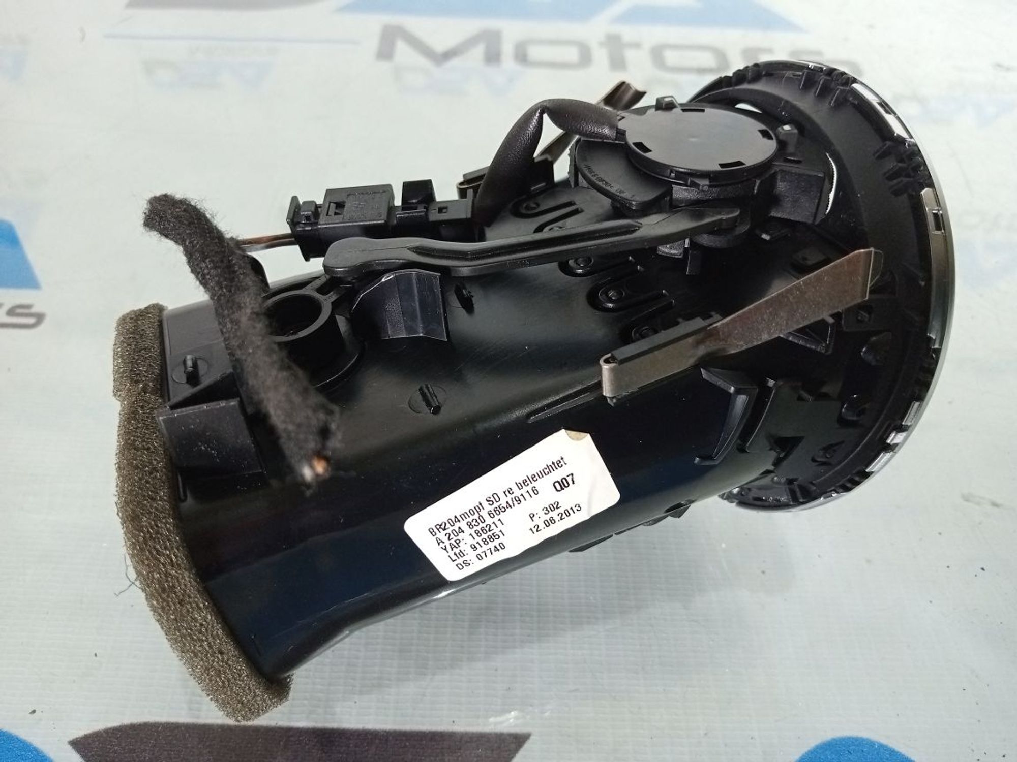 https://ycs.partsauto.market/partsauto-images/thmbs/userImages/b7628e092085f1f91467af1afb6e7630/part/7758ce51-4a69-48d8-a4bd-a84d4cdc8f37_1733849034524.jpg