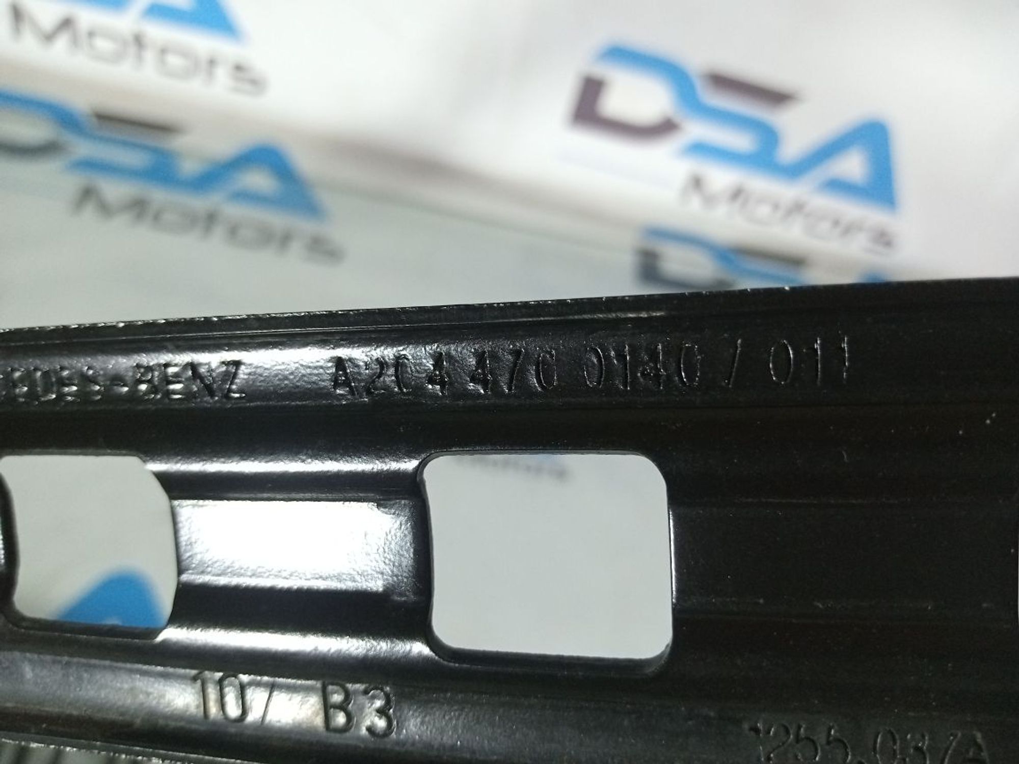 https://ycs.partsauto.market/partsauto-images/thmbs/userImages/b7628e092085f1f91467af1afb6e7630/part/77df5a30-651c-4e0c-b9e4-a07c304d1ebc_1746960188423.jpg
