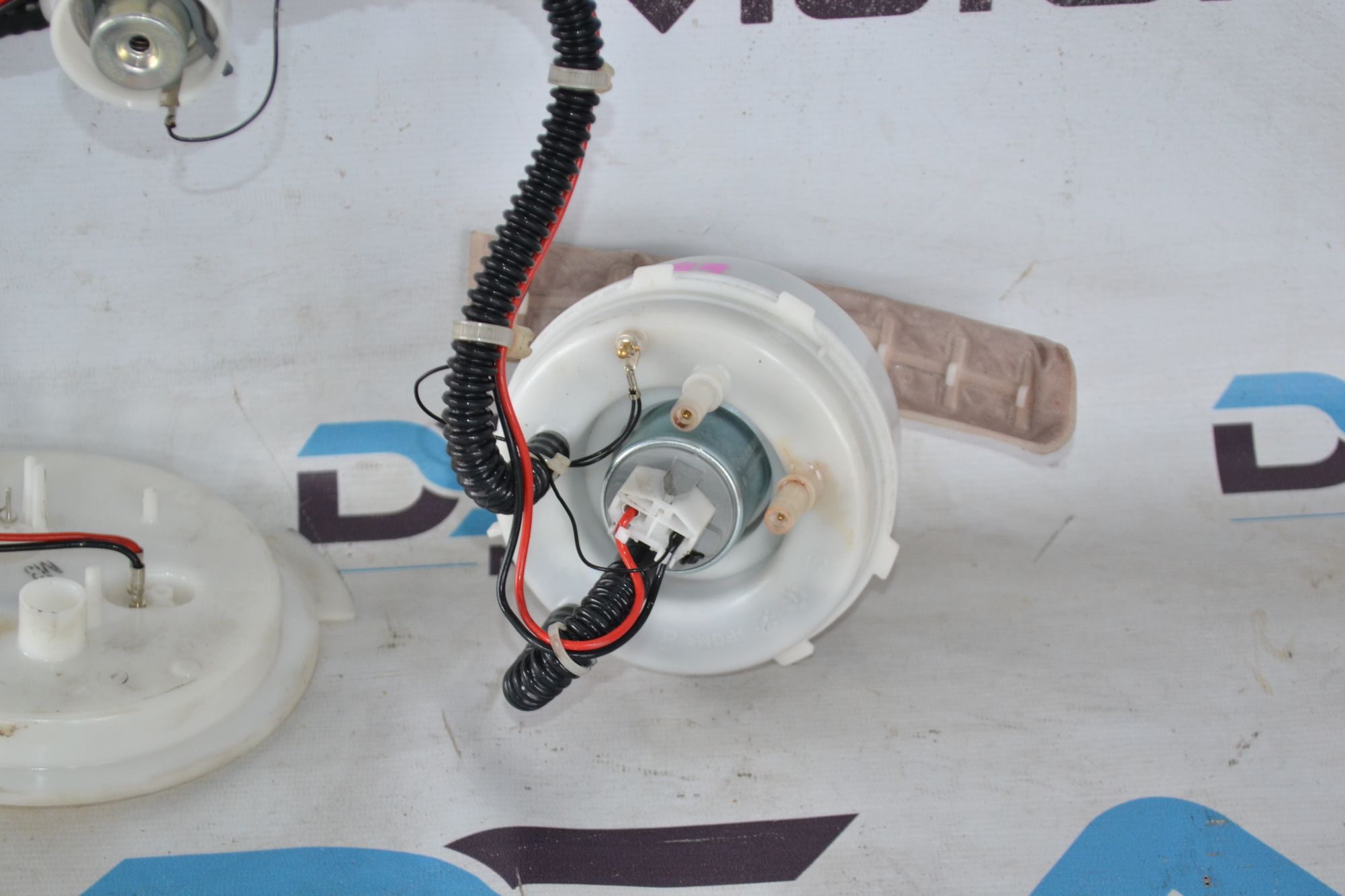 https://ycs.partsauto.market/partsauto-images/thmbs/userImages/b7628e092085f1f91467af1afb6e7630/part/77e35877-0a5d-4aa5-a901-b6ae17e32fc2_1784960785473.jpg