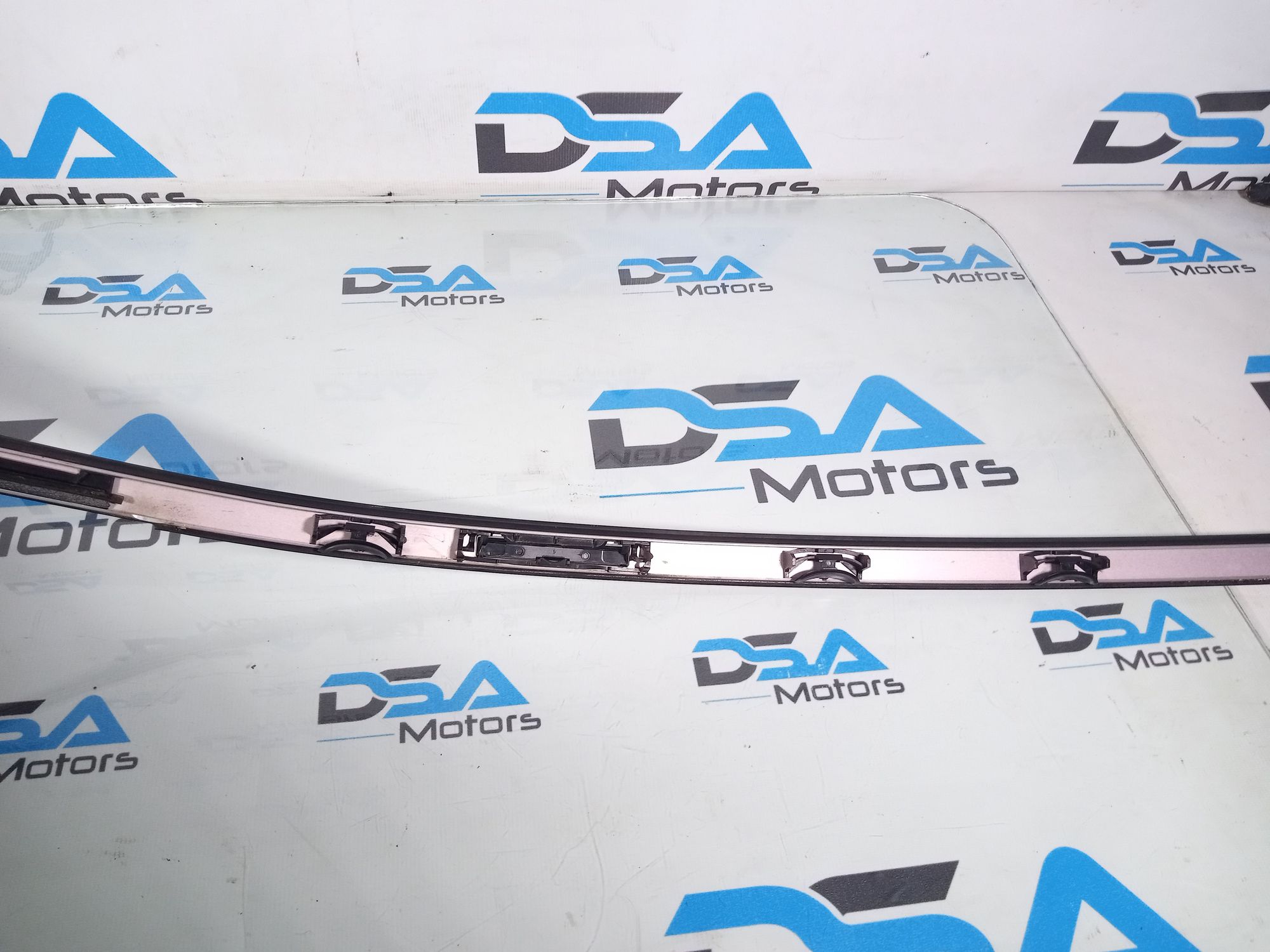 https://ycs.partsauto.market/partsauto-images/thmbs/userImages/b7628e092085f1f91467af1afb6e7630/part/7857556d-24c9-4c01-8b2e-00389bd7c579_1711709962126.jpg