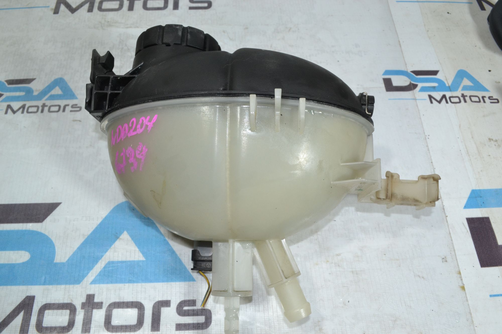 https://ycs.partsauto.market/partsauto-images/thmbs/userImages/b7628e092085f1f91467af1afb6e7630/part/78932149-42ad-4eb7-952f-3f06d9f025f3_1779878527406.jpg