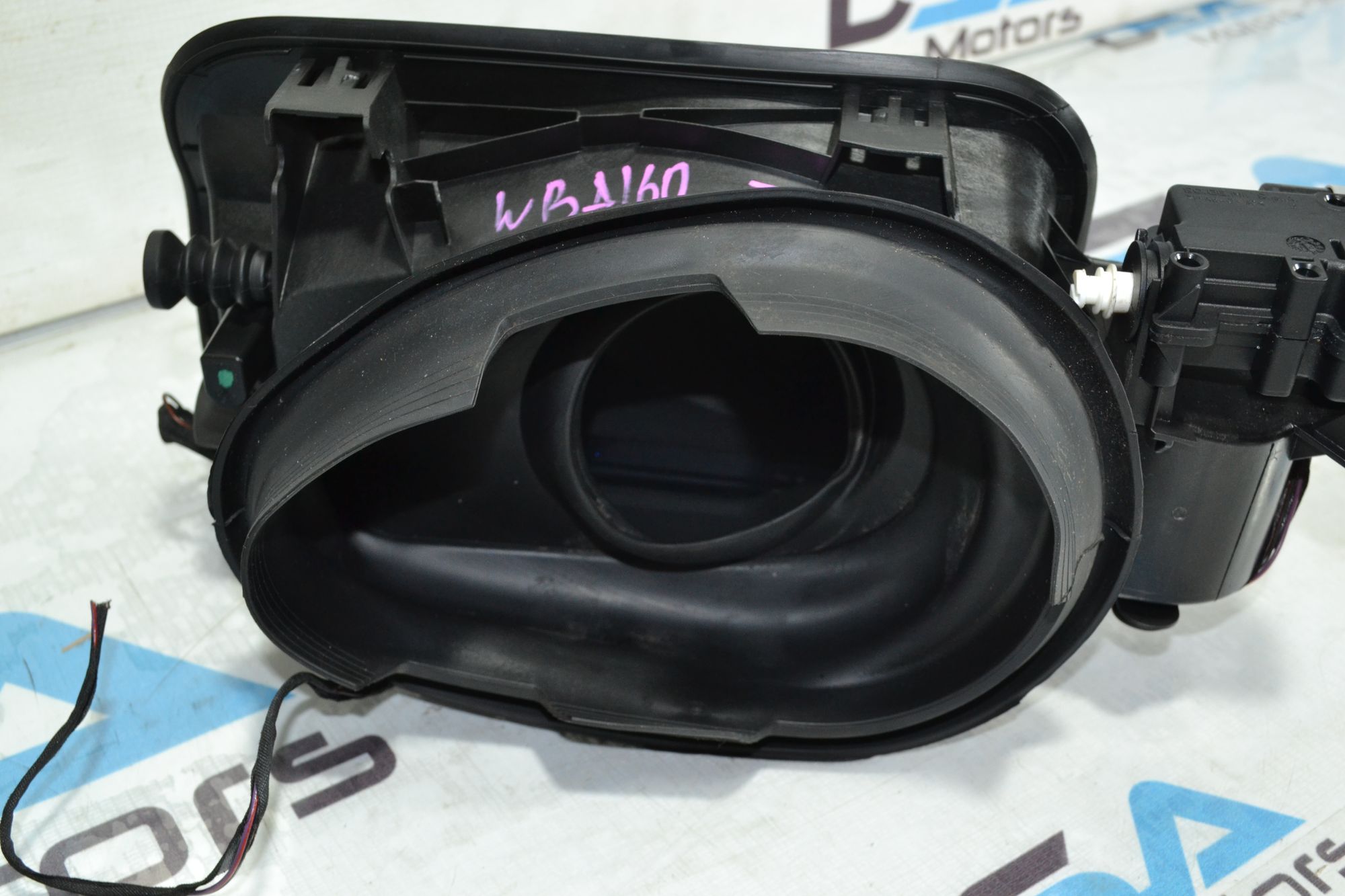https://ycs.partsauto.market/partsauto-images/thmbs/userImages/b7628e092085f1f91467af1afb6e7630/part/78fbadac-59f1-416a-8379-23e7cb10821e_1779693540879.jpg