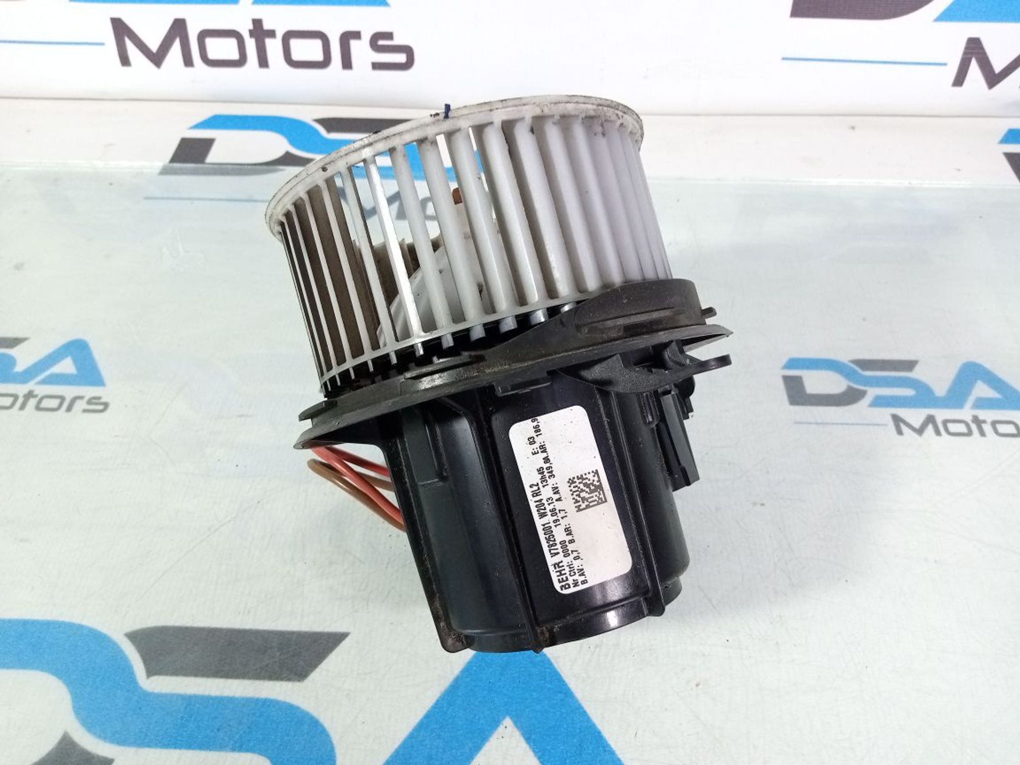 https://ycs.partsauto.market/partsauto-images/thmbs/userImages/b7628e092085f1f91467af1afb6e7630/part/78fbfb44-d994-43d2-b395-84686db6f5e9_1743172236513.jpg