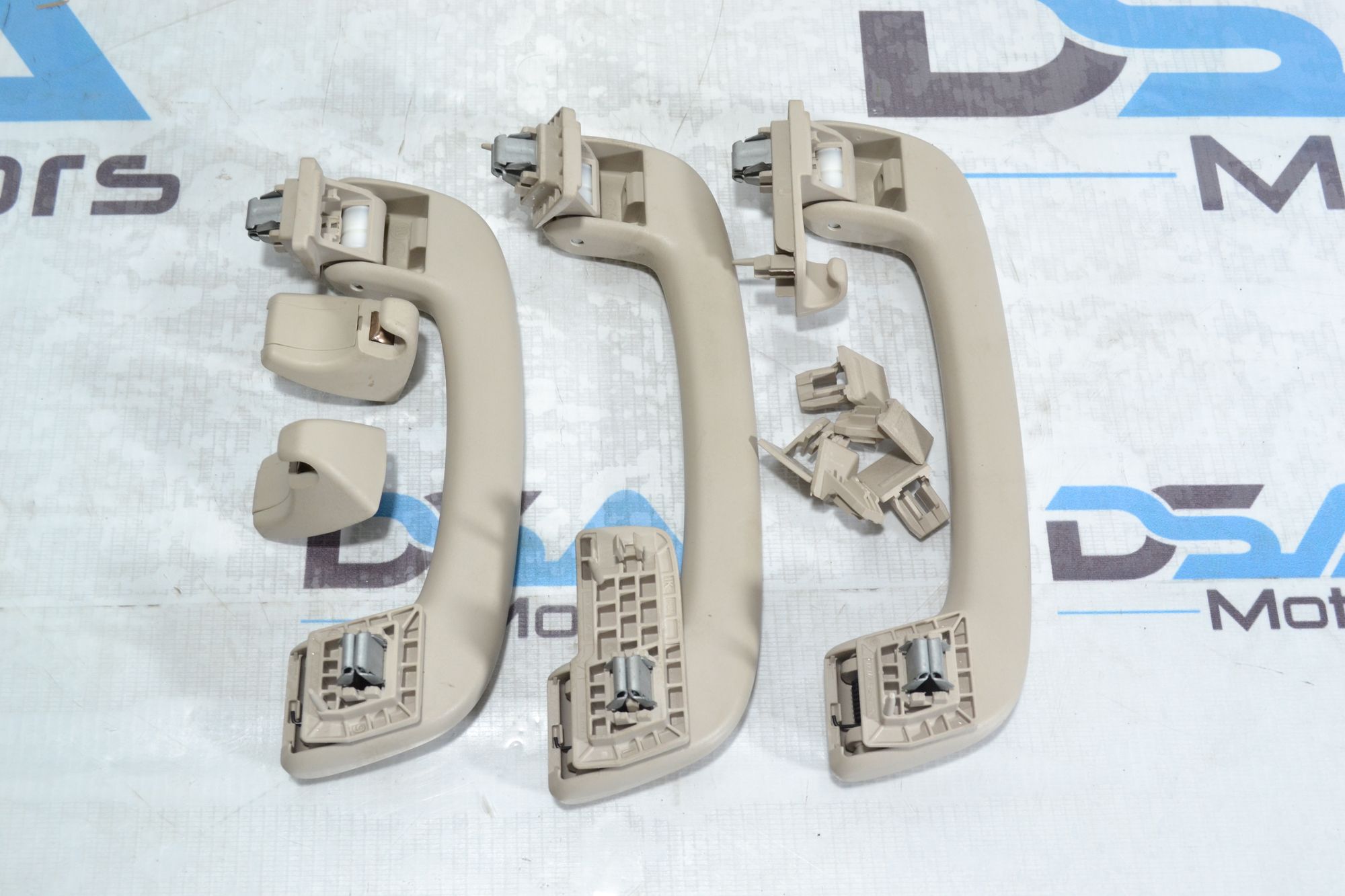 https://ycs.partsauto.market/partsauto-images/thmbs/userImages/b7628e092085f1f91467af1afb6e7630/part/790d33e3-4c94-49dc-b9e0-4b4e75fe8153_1779371838714.jpg