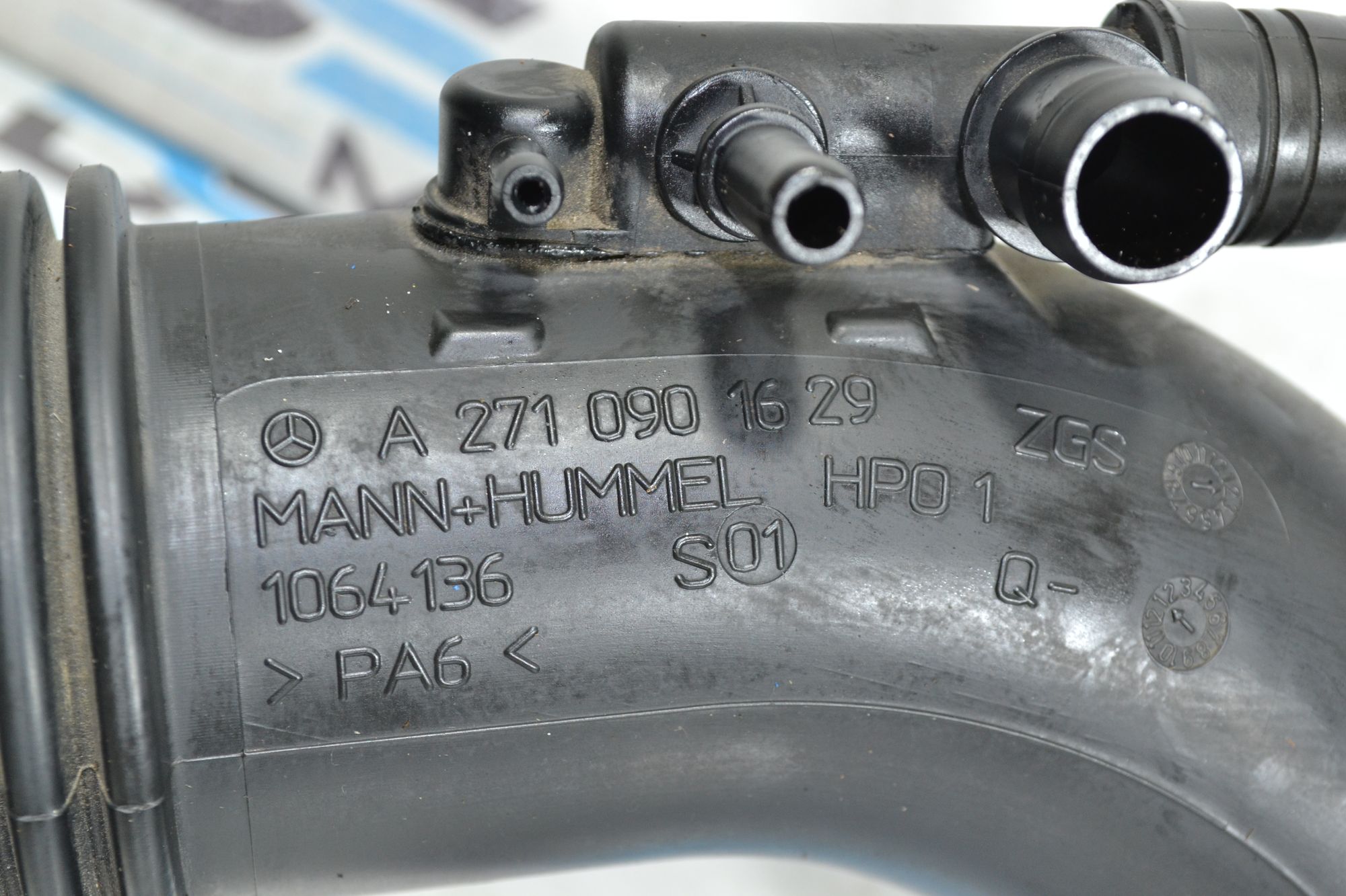 Патрубок воздушного фильтра Mercedes W204/W212 из Японии, 3500 рублей, Кореновск