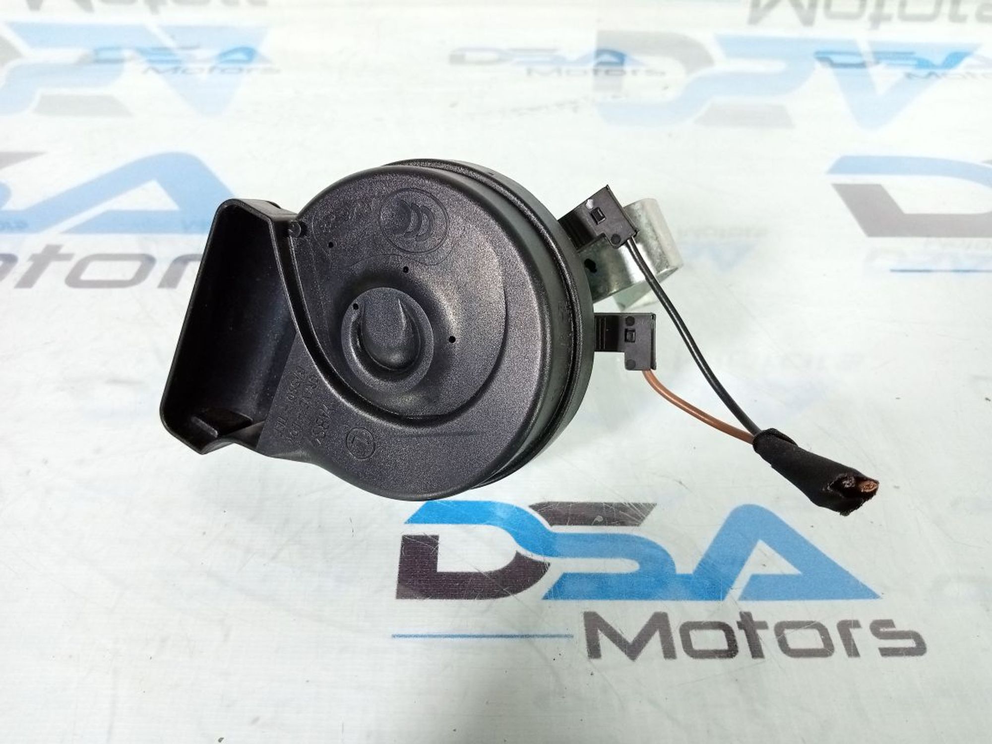 https://ycs.partsauto.market/partsauto-images/thmbs/userImages/b7628e092085f1f91467af1afb6e7630/part/79b9acbf-ca0d-4a77-9f31-7145f40e1ae0_1730390192619.jpg