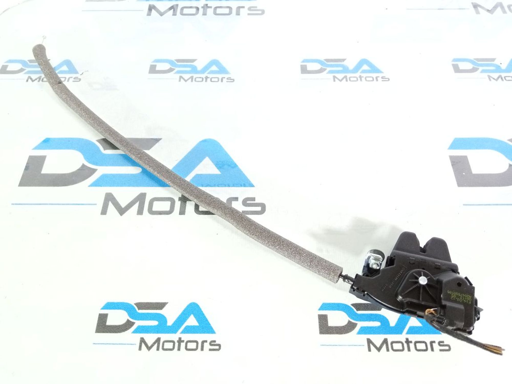 https://ycs.partsauto.market/partsauto-images/thmbs/userImages/b7628e092085f1f91467af1afb6e7630/part/79e5be62-f869-4c15-a9e7-0a19b4b53665_1740490986782.jpg
