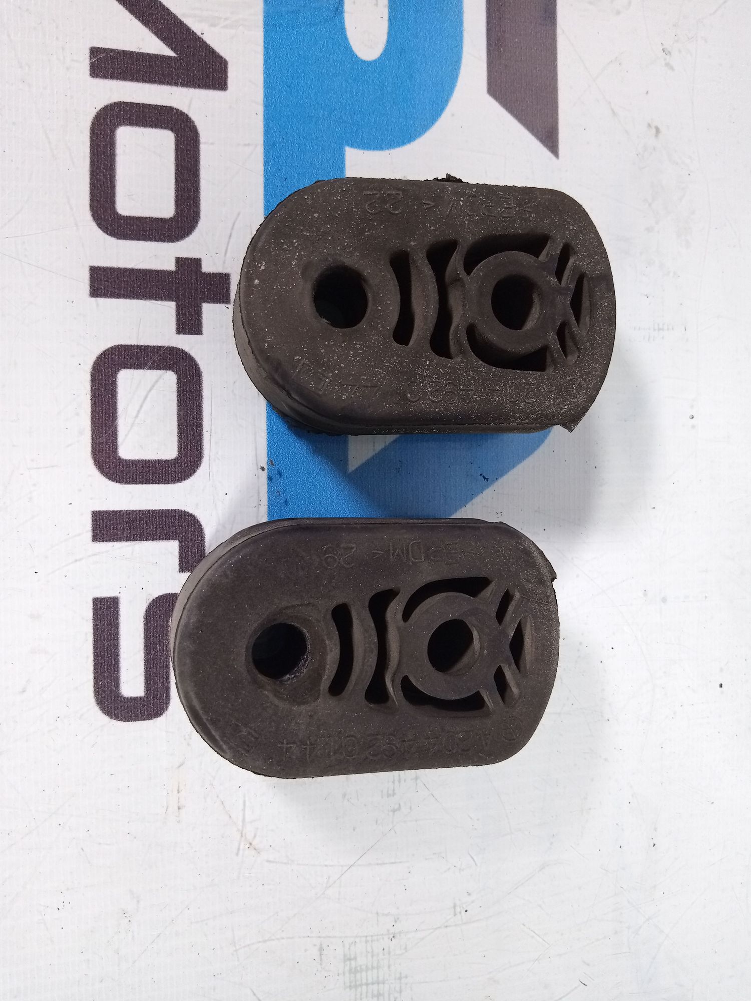 https://ycs.partsauto.market/partsauto-images/thmbs/userImages/b7628e092085f1f91467af1afb6e7630/part/7a5ff3db-354e-485e-ab78-cd4b90c77282_1720254391301.jpg