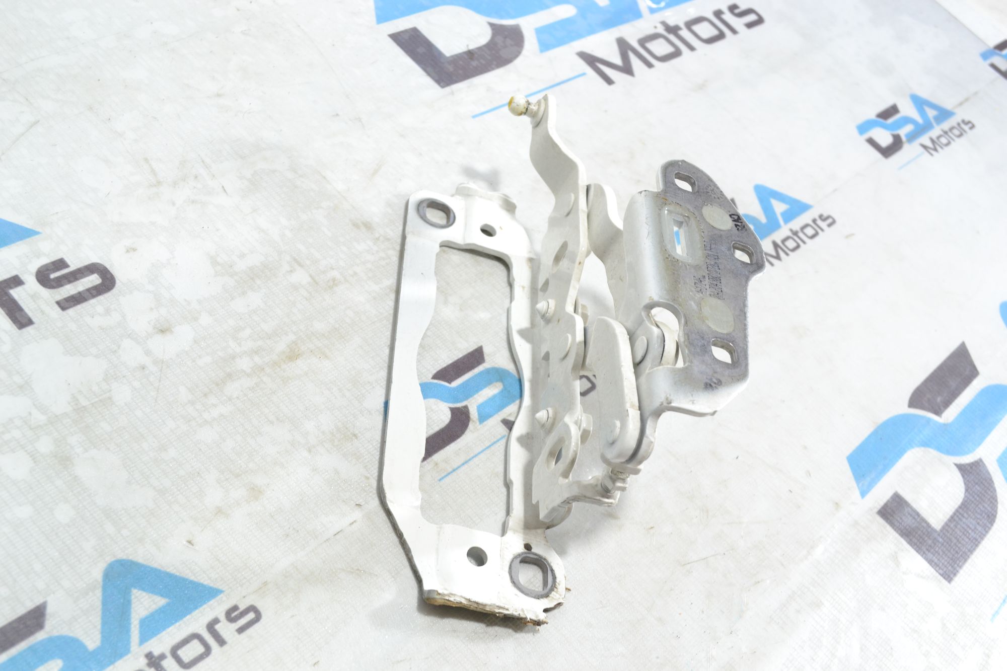 https://ycs.partsauto.market/partsauto-images/thmbs/userImages/b7628e092085f1f91467af1afb6e7630/part/7aa3bd45-6402-4c62-907e-a133c3787818_1780466743926.jpg