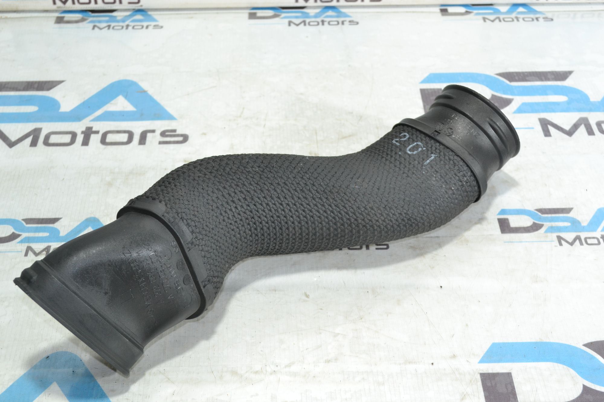 https://ycs.partsauto.market/partsauto-images/thmbs/userImages/b7628e092085f1f91467af1afb6e7630/part/7acfd6a6-a670-4440-b31d-eccca35a794a_1780473459758.jpg