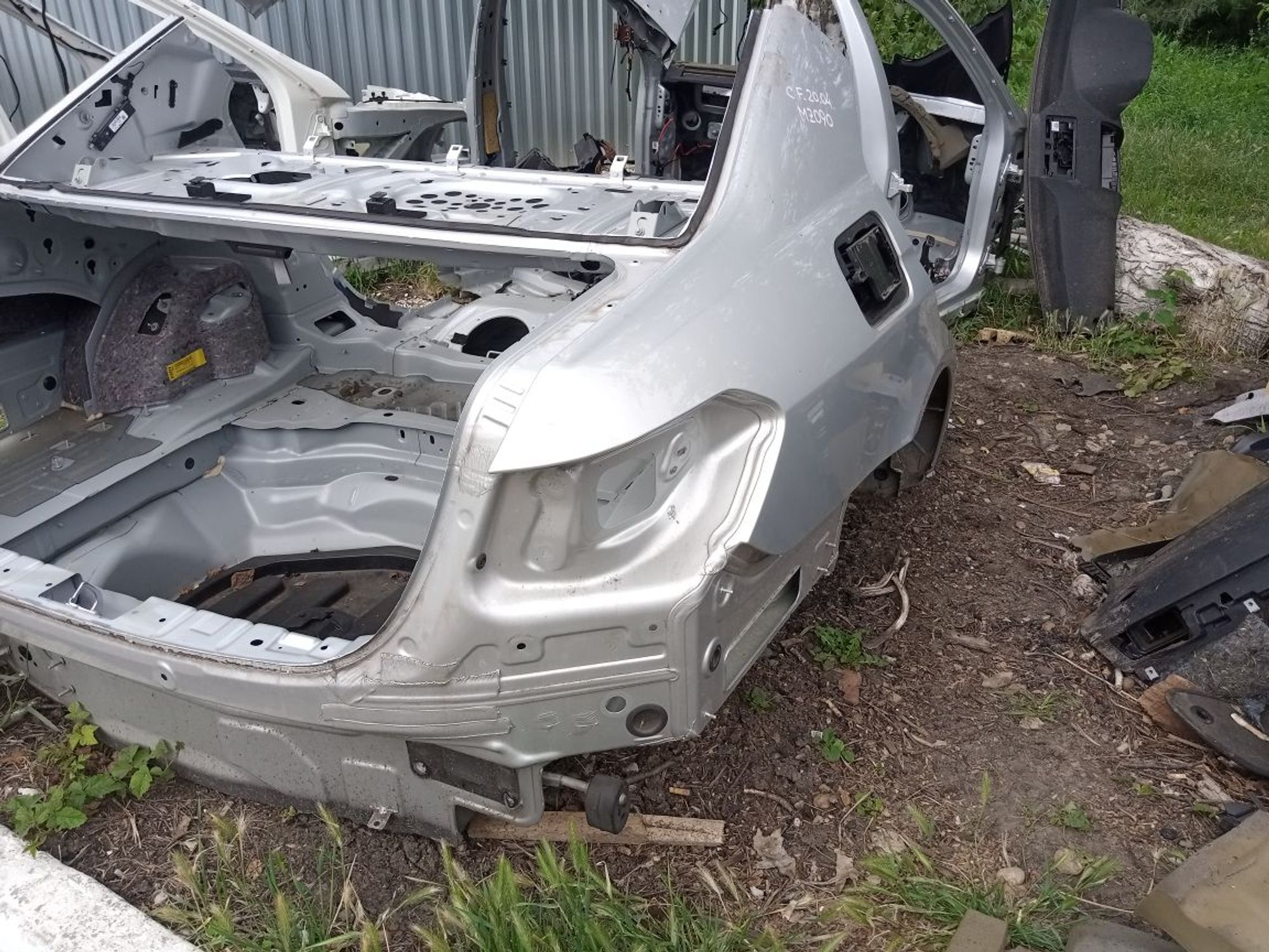 https://ycs.partsauto.market/partsauto-images/thmbs/userImages/b7628e092085f1f91467af1afb6e7630/part/7b0a0633-ae57-4999-8c1a-c4796a3acd99_1750854283479.jpg