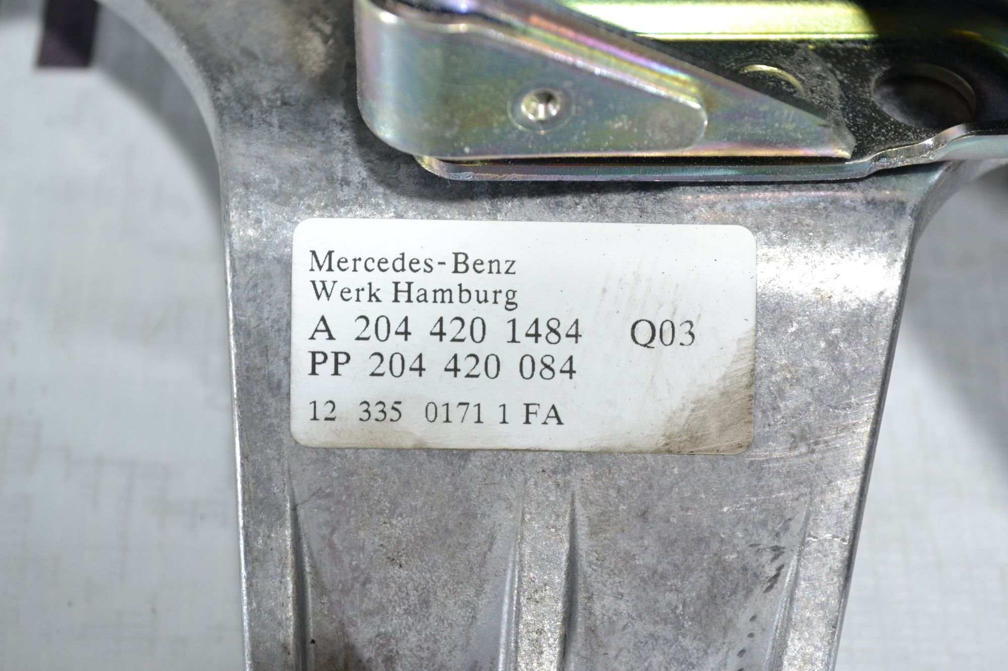 https://ycs.partsauto.market/partsauto-images/thmbs/userImages/b7628e092085f1f91467af1afb6e7630/part/7b9497bc-8cad-4e16-9325-195b7e95395c_1779086025612.jpg
