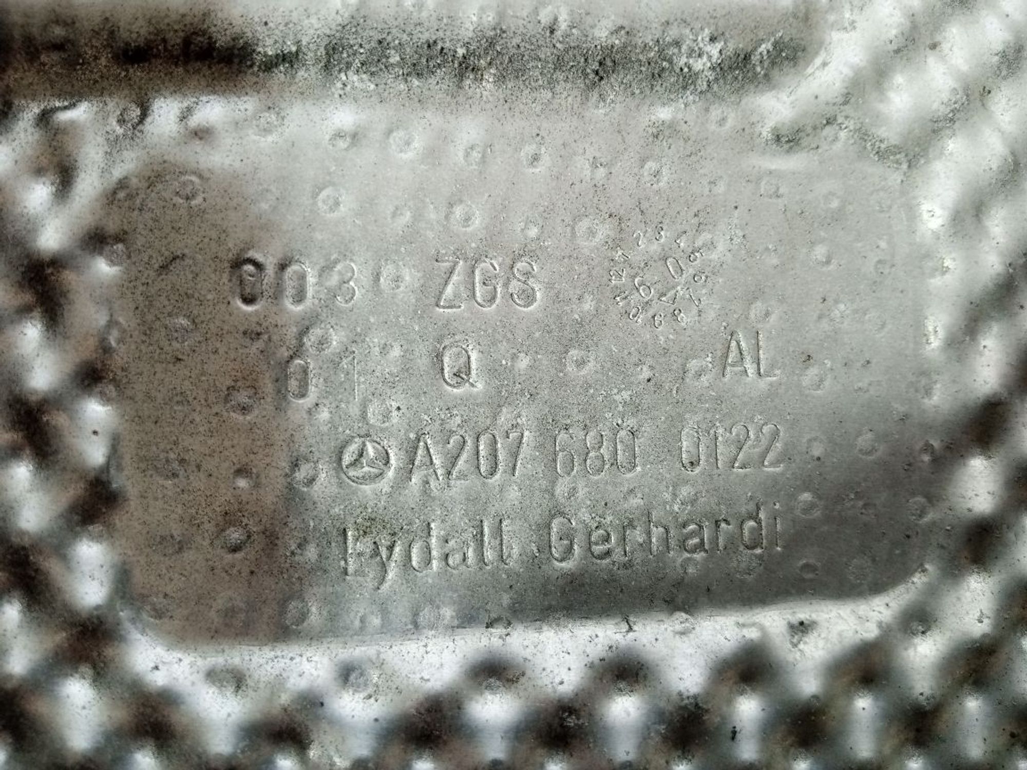 https://ycs.partsauto.market/partsauto-images/thmbs/userImages/b7628e092085f1f91467af1afb6e7630/part/7ba96353-375e-4879-80dd-64bde6fb7e8e_1743145771719.jpg