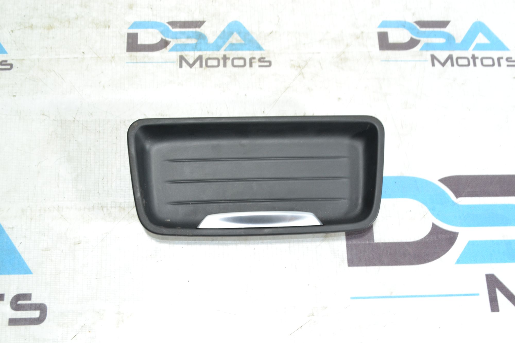 https://ycs.partsauto.market/partsauto-images/thmbs/userImages/b7628e092085f1f91467af1afb6e7630/part/7c14f8df-13c8-4ddc-8c8d-b58711a6d3b1_1781595517704.jpg